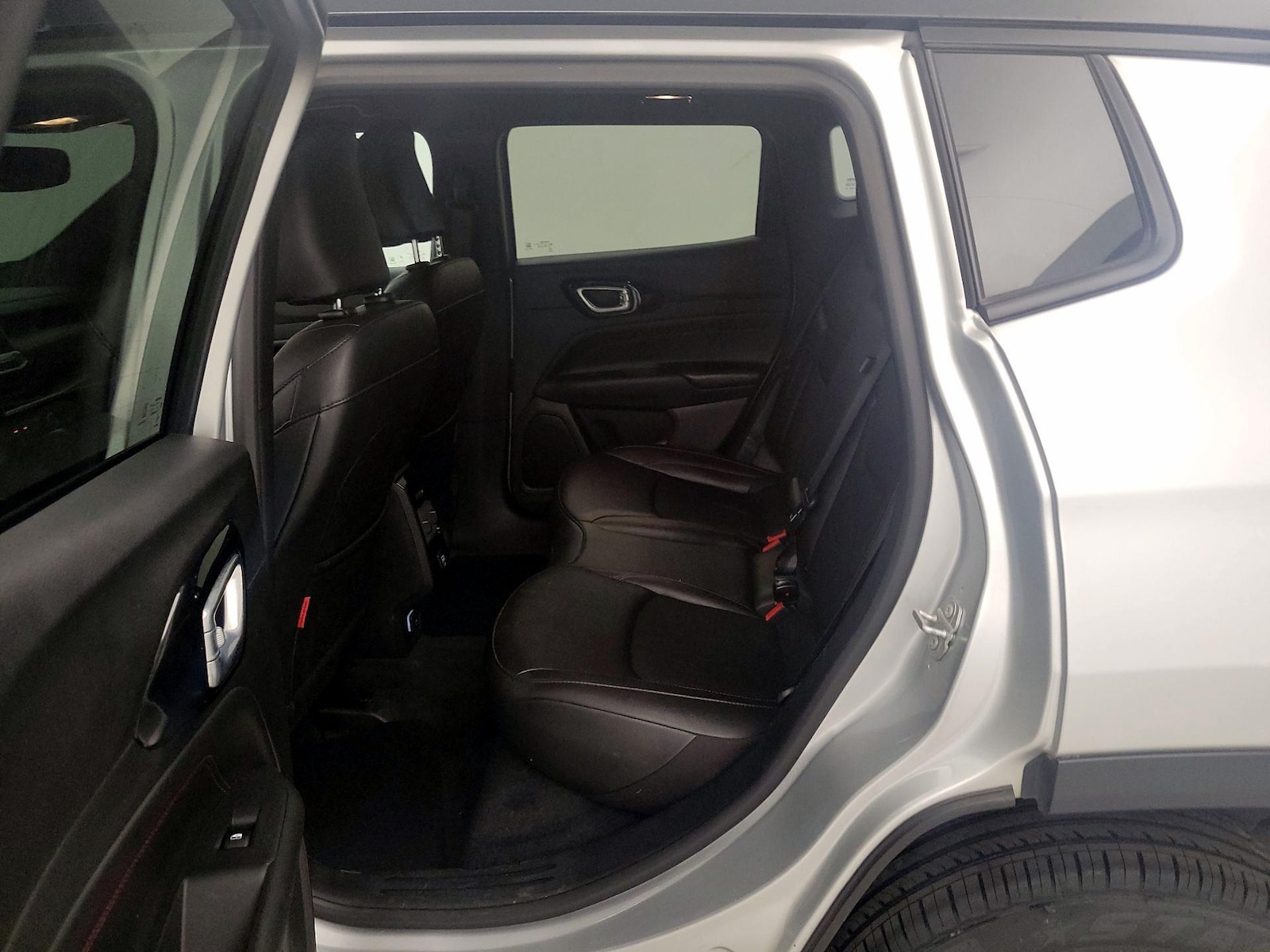 2025 Jeep Compass Trailhawk - Photo 18