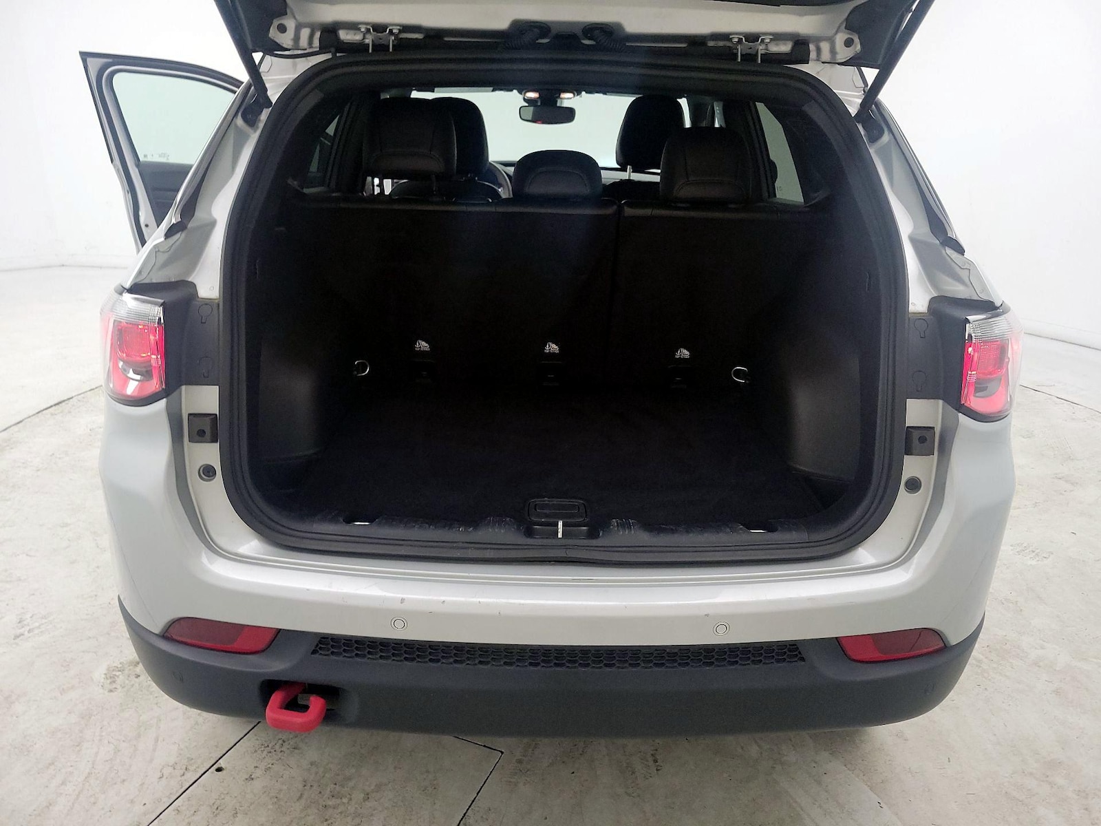 2025 Jeep Compass Trailhawk - Photo 19