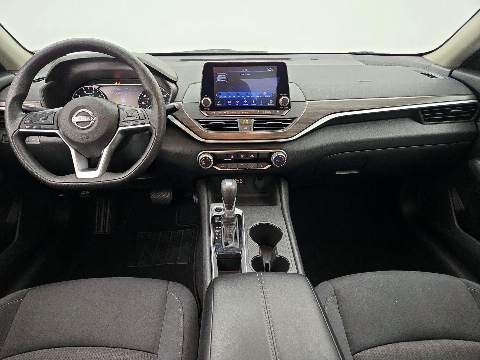 Thumbnail: 2025 Nissan Altima - 9