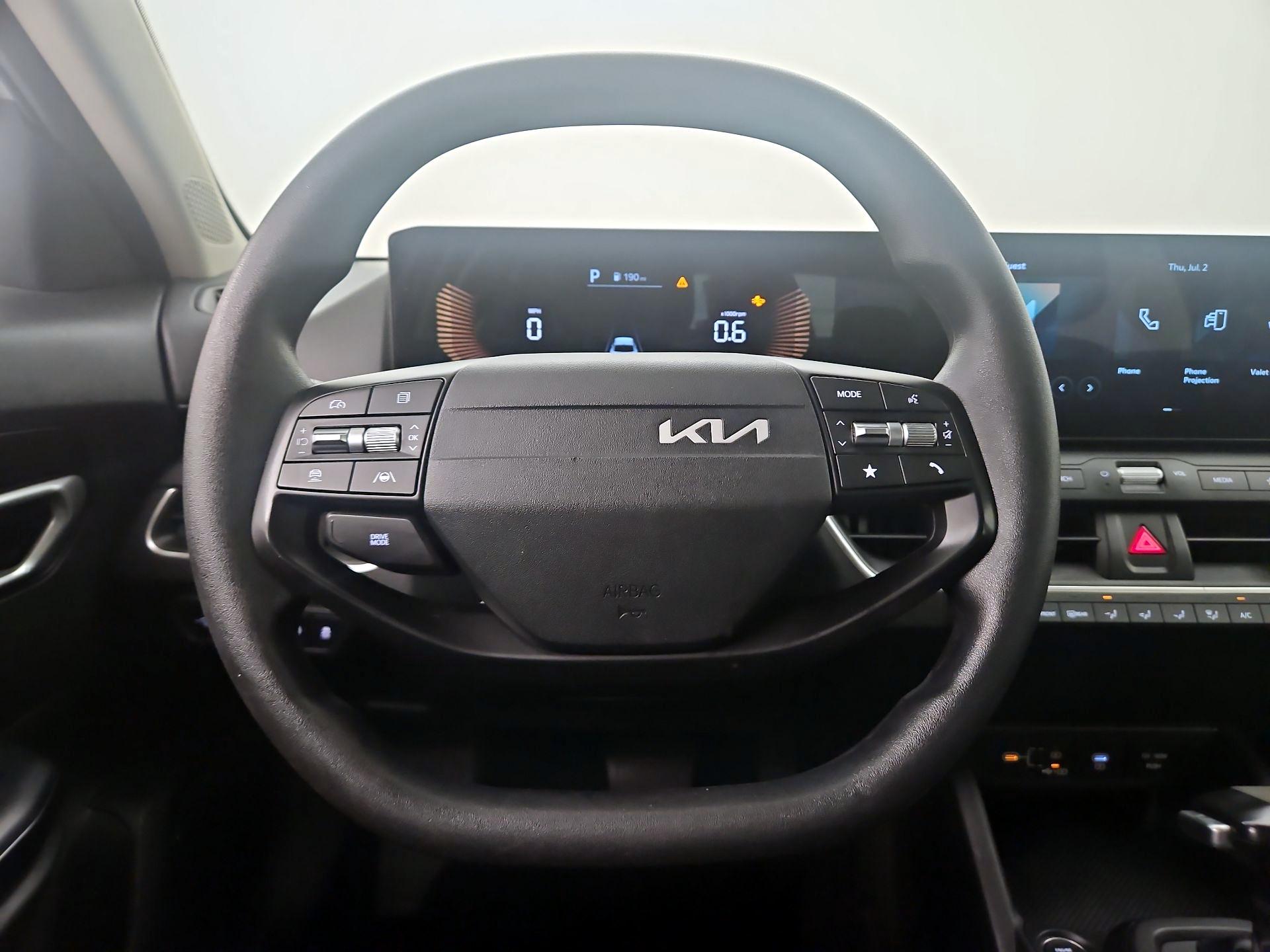Thumbnail: 2025 Kia K4 - 10