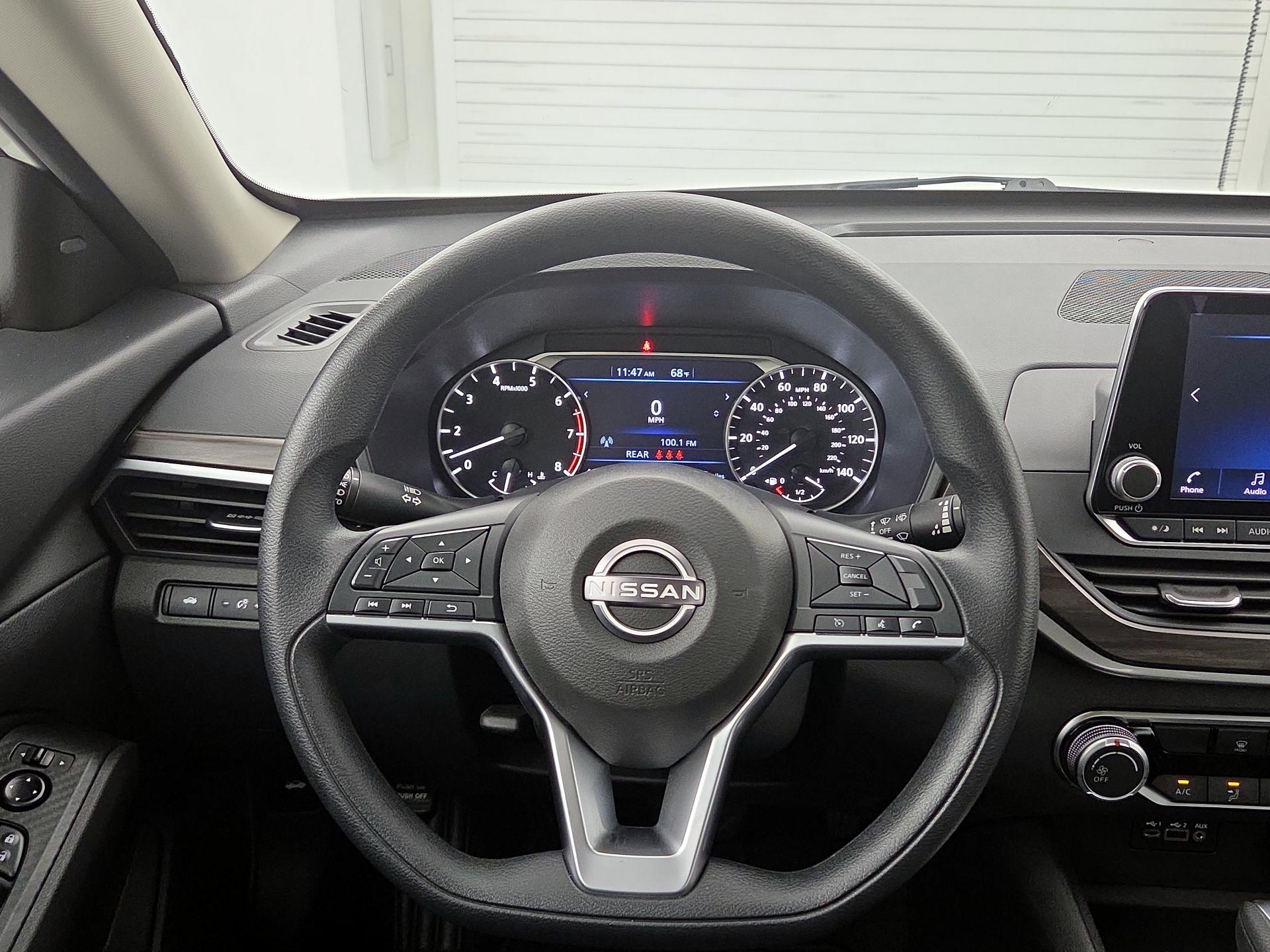 Thumbnail: 2025 Nissan Altima - 10