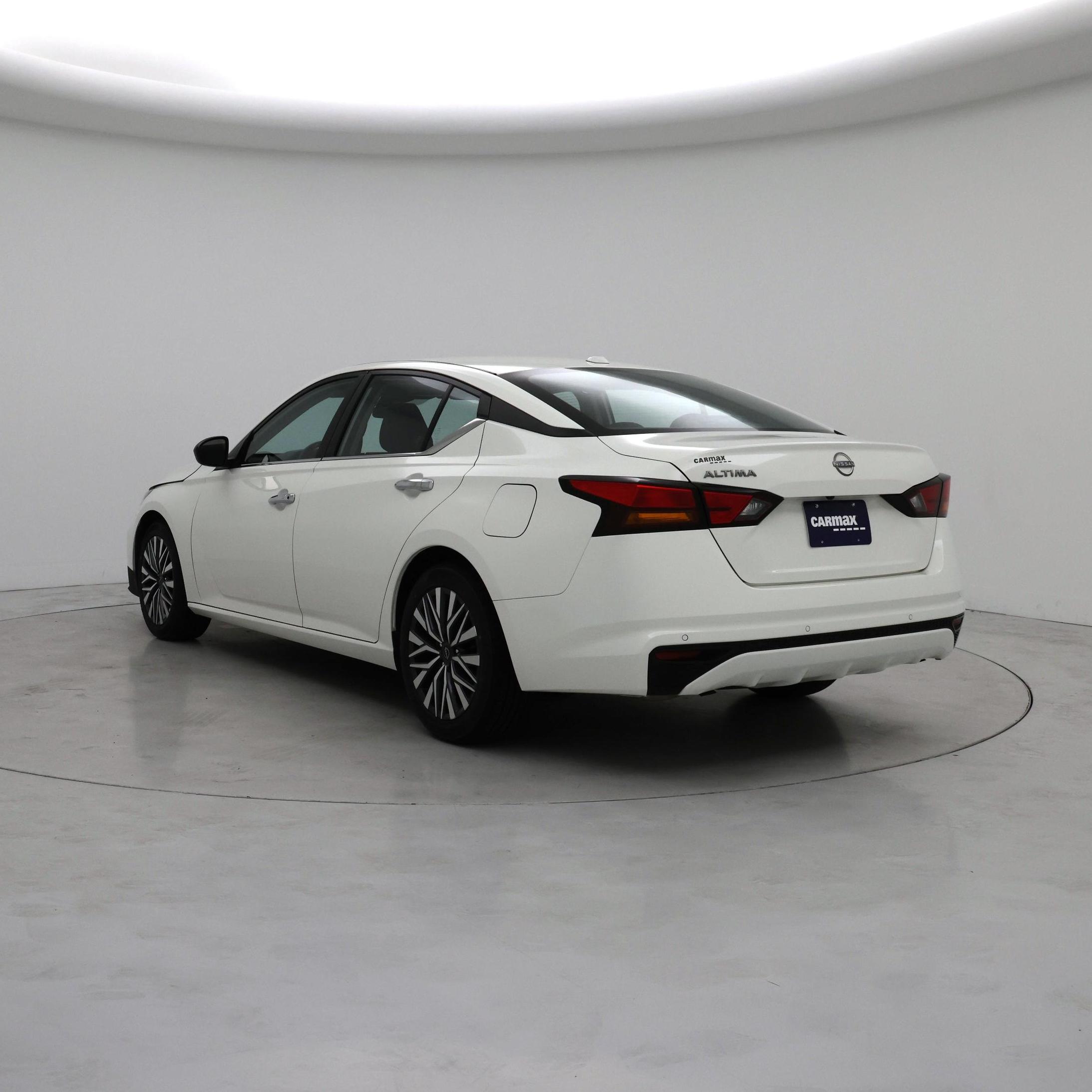 Thumbnail: 2025 Nissan Altima - 2