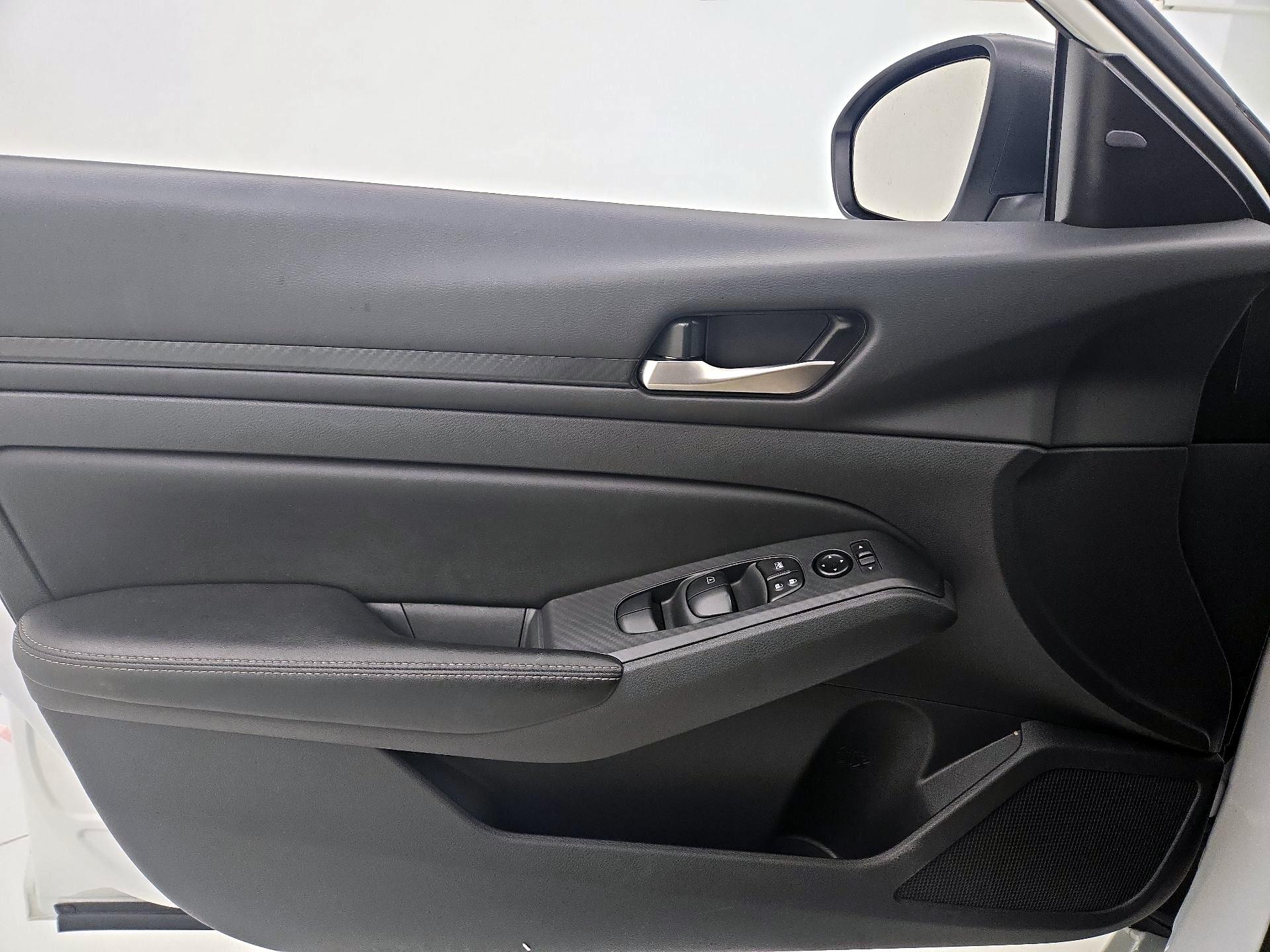 Thumbnail: 2025 Nissan Altima - 12