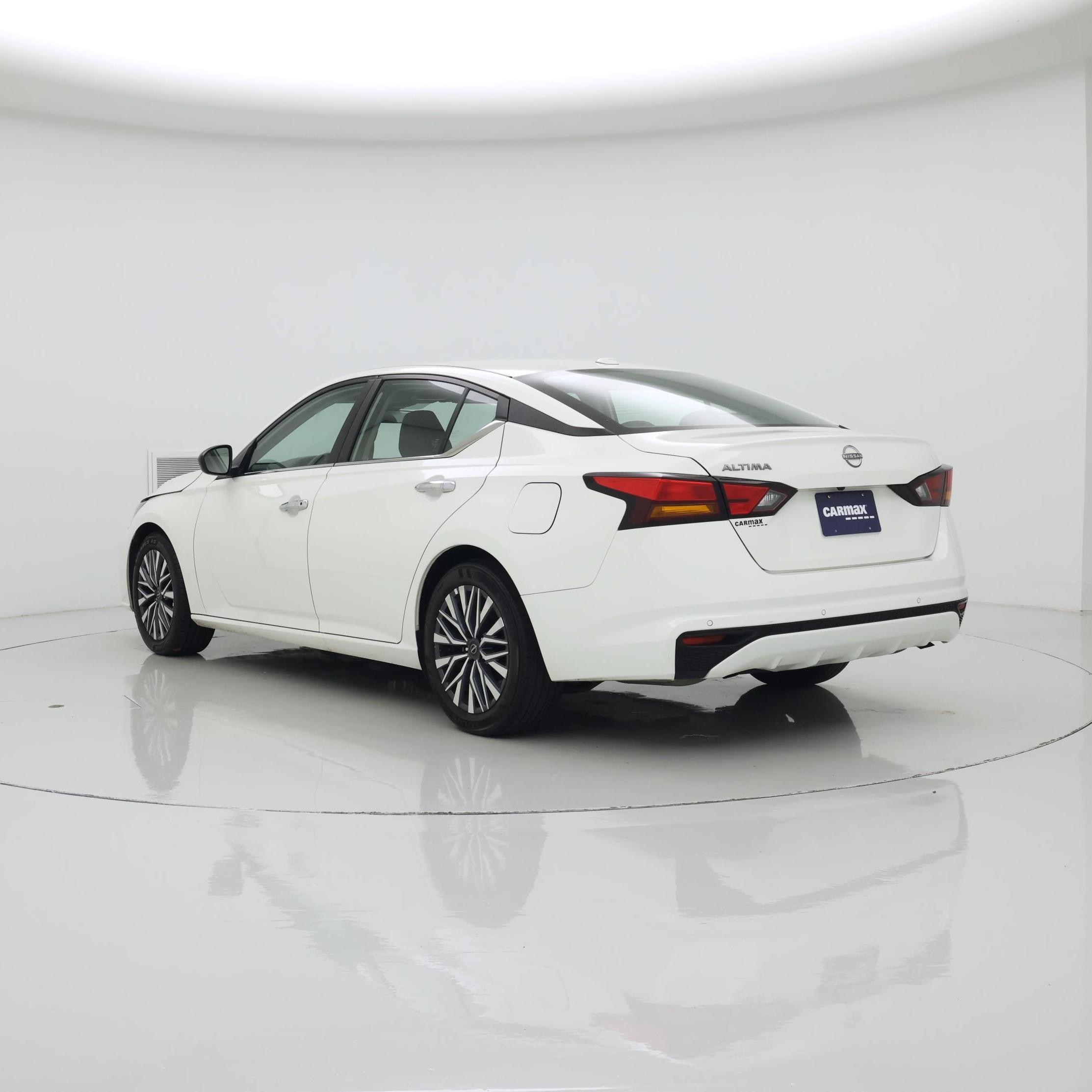 Thumbnail: 2025 Nissan Altima - 2
