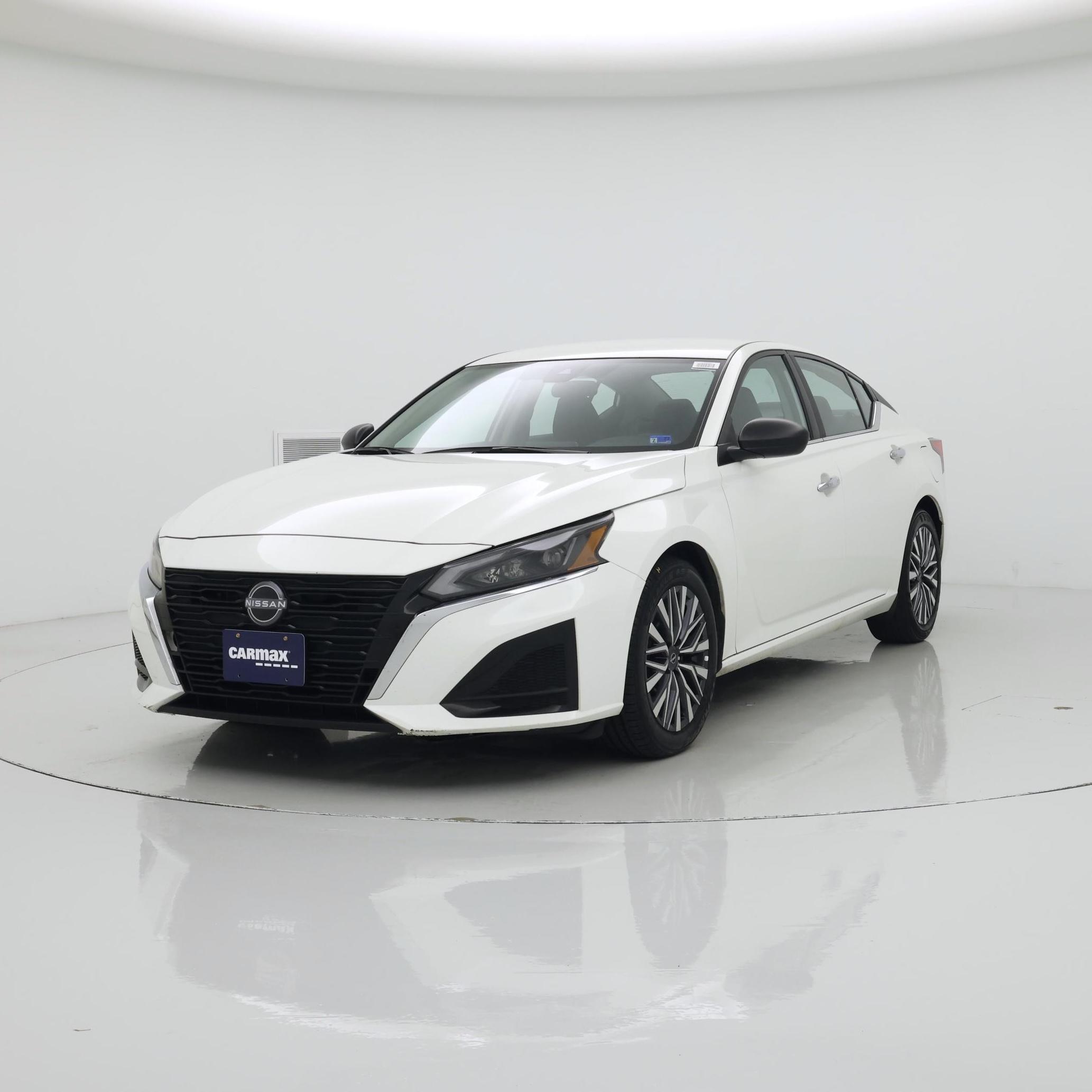 Thumbnail: 2025 Nissan Altima - 4