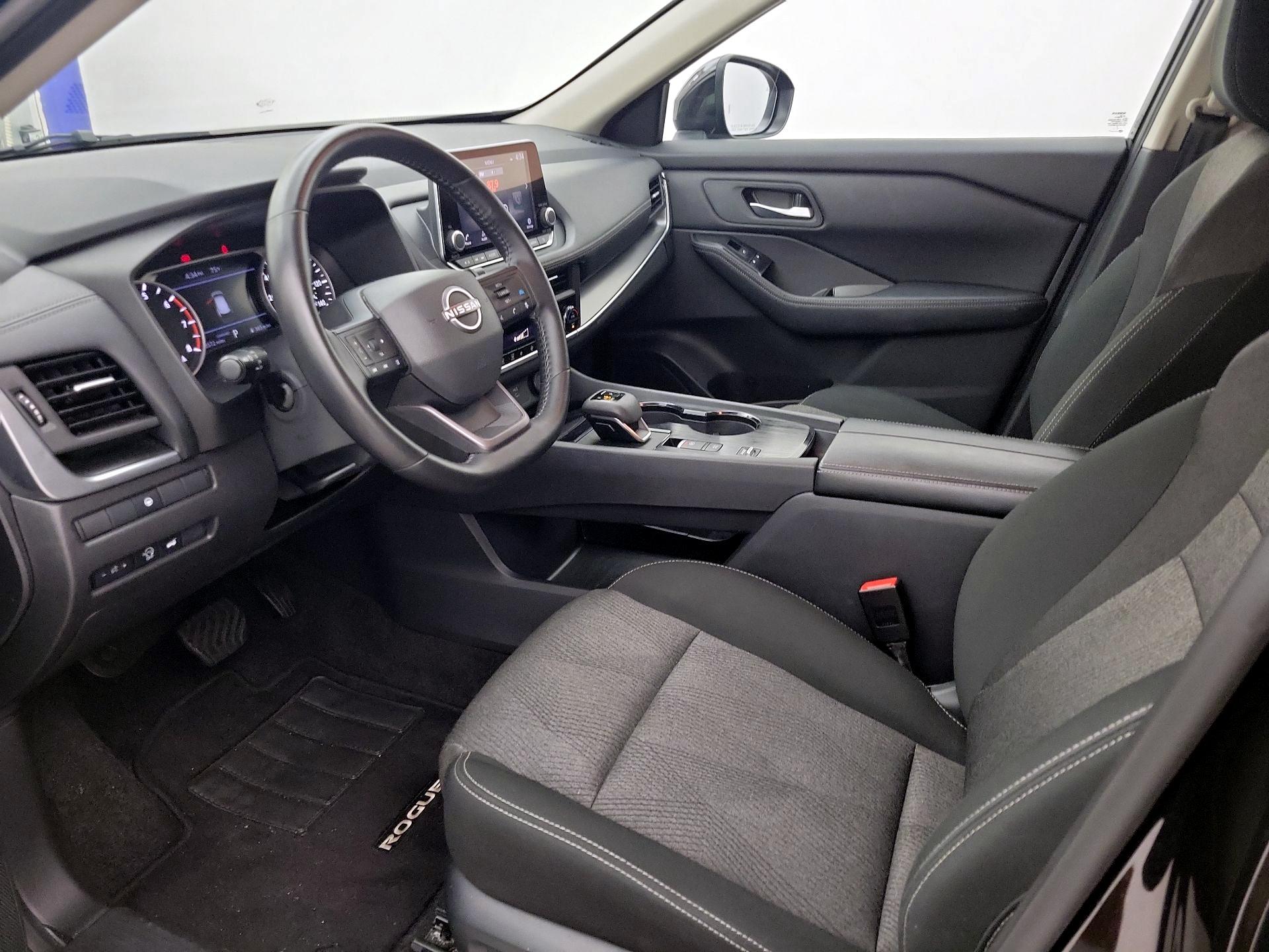 Thumbnail: 2025 Nissan Rogue - 11