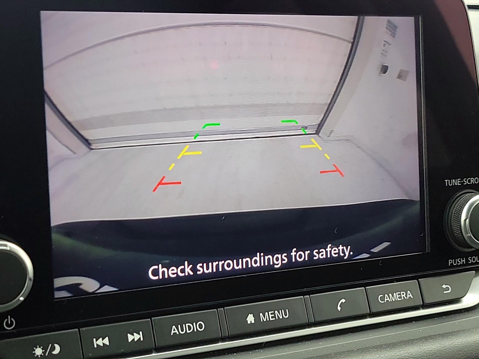 2025 Nissan Rogue SV - Photo 15