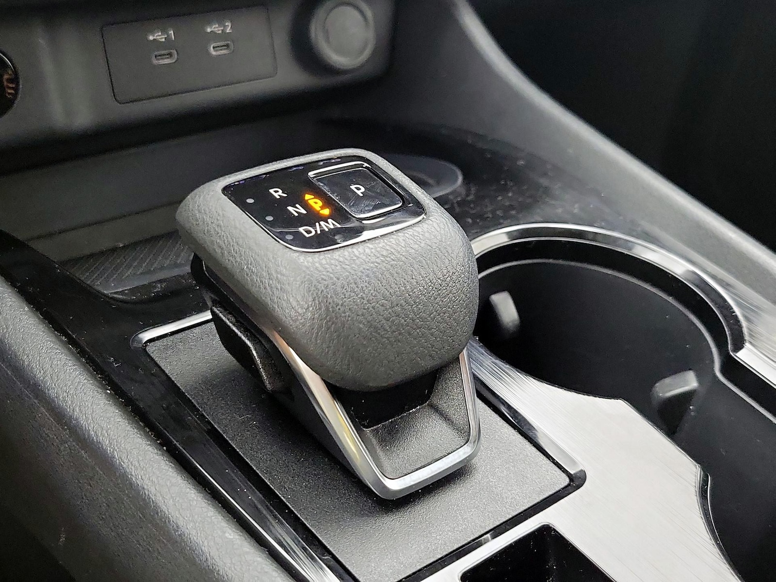 2025 Nissan Rogue SV - Photo 18