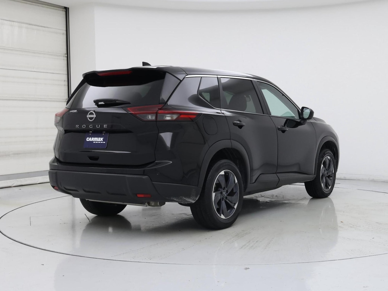 2025 Nissan Rogue SV - Photo 9