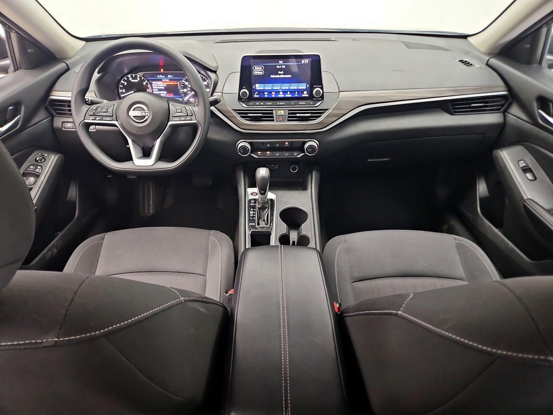 Thumbnail: 2025 Nissan Altima - 9