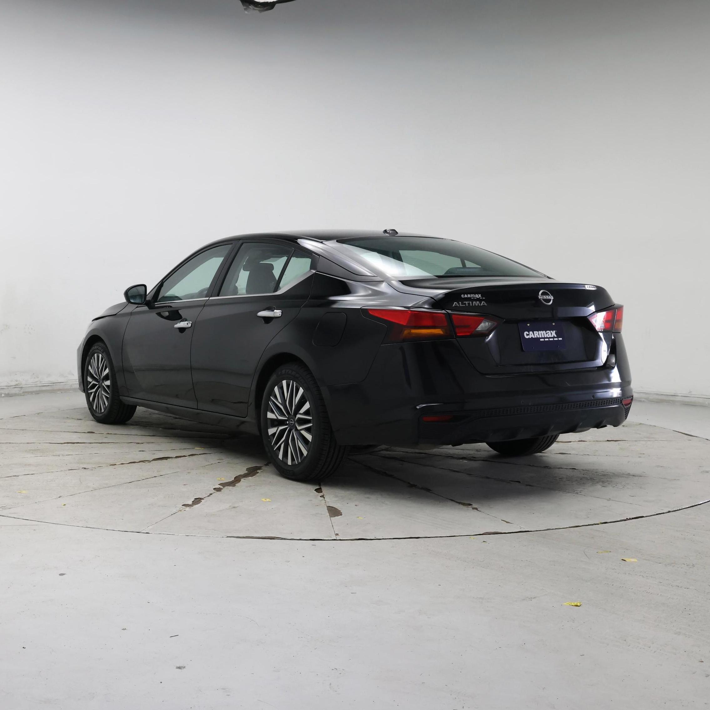 Thumbnail: 2025 Nissan Altima - 2
