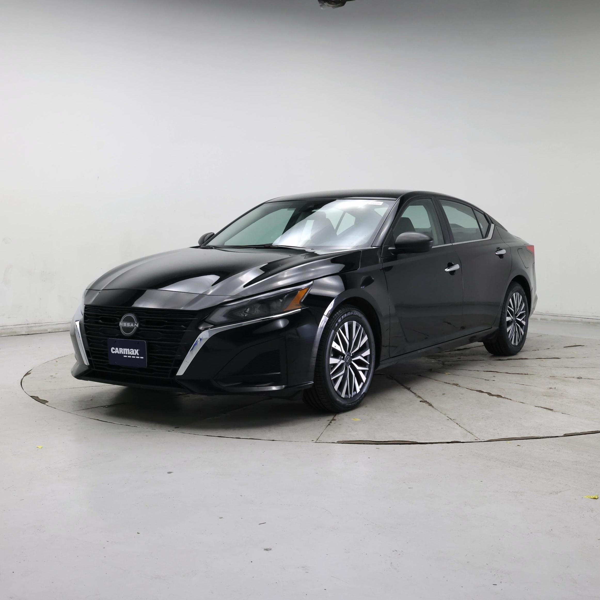 Thumbnail: 2025 Nissan Altima - 4