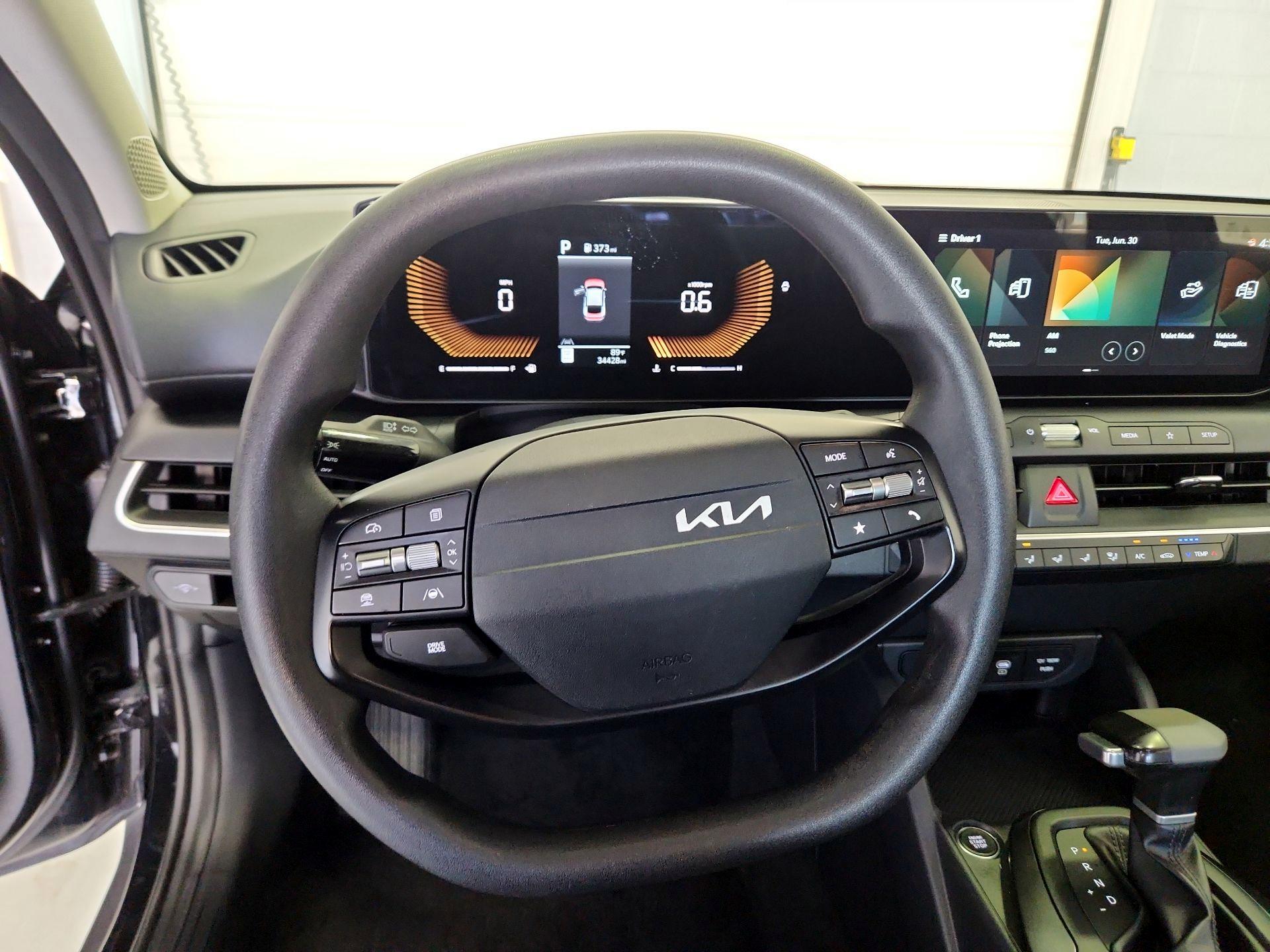 Thumbnail: 2025 Kia K4 - 10