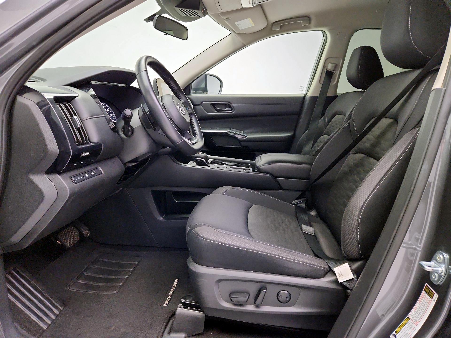 Thumbnail: 2025 Nissan Pathfinder - 11