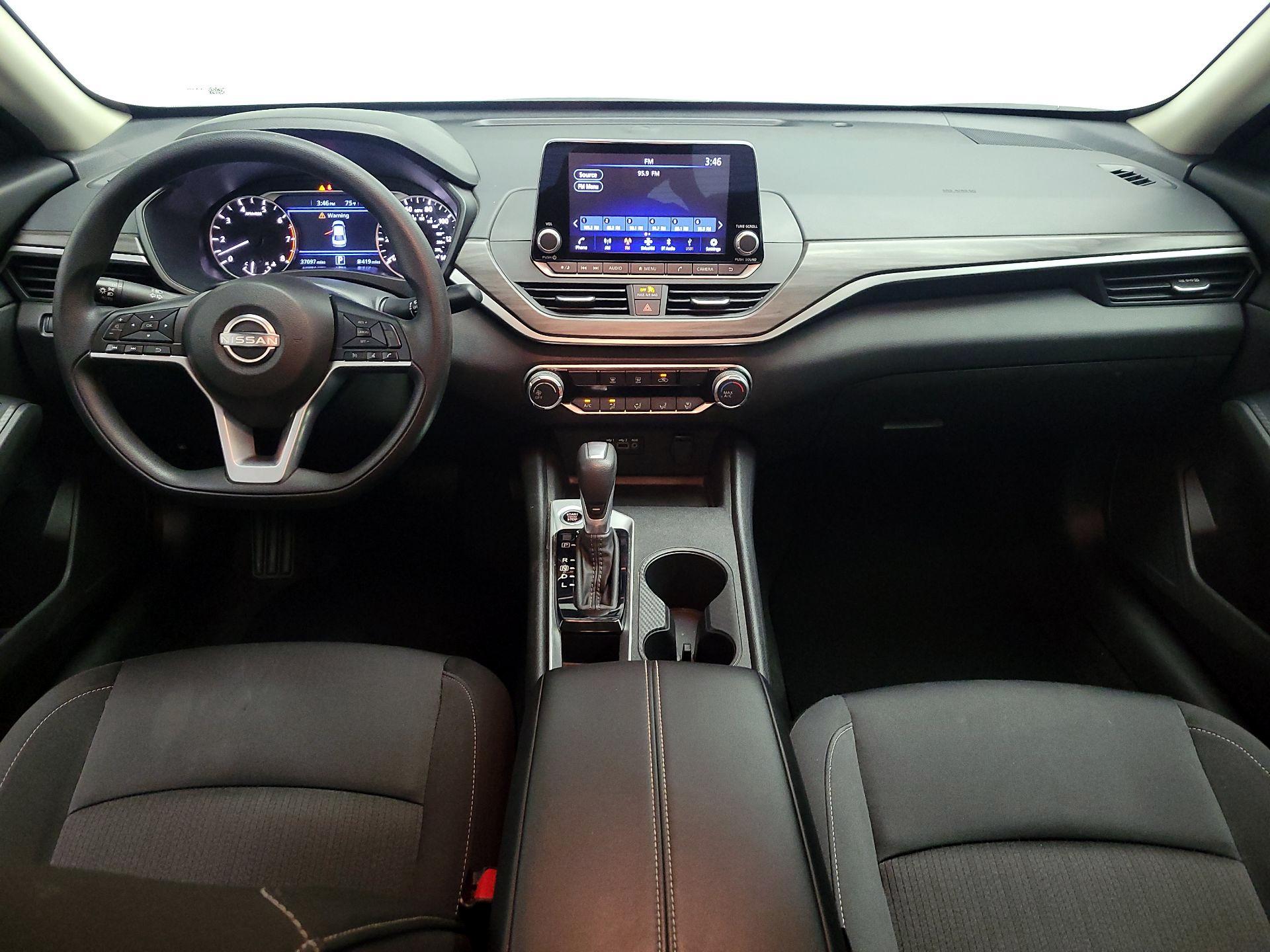 Thumbnail: 2025 Nissan Altima - 9