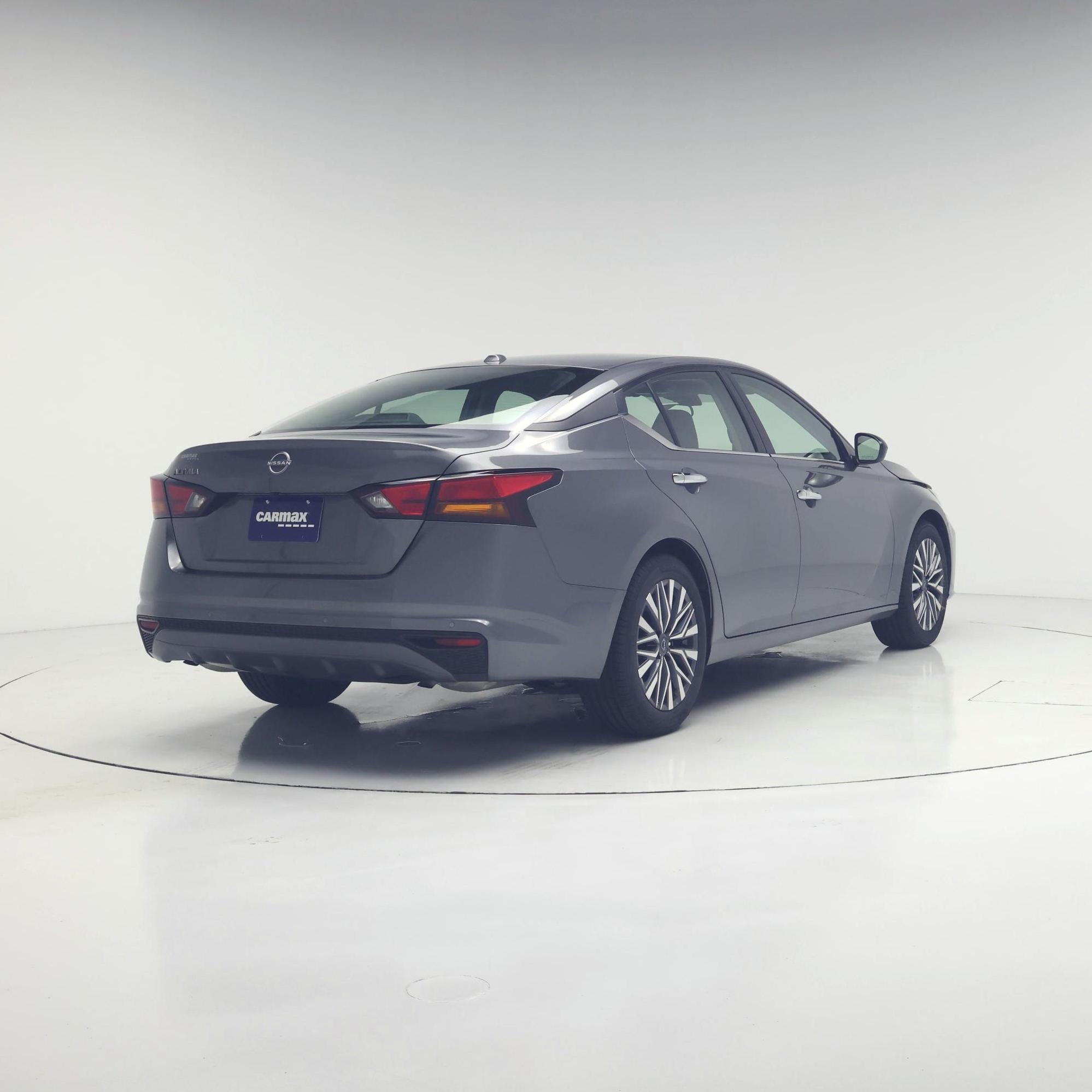 Thumbnail: 2025 Nissan Altima - 8