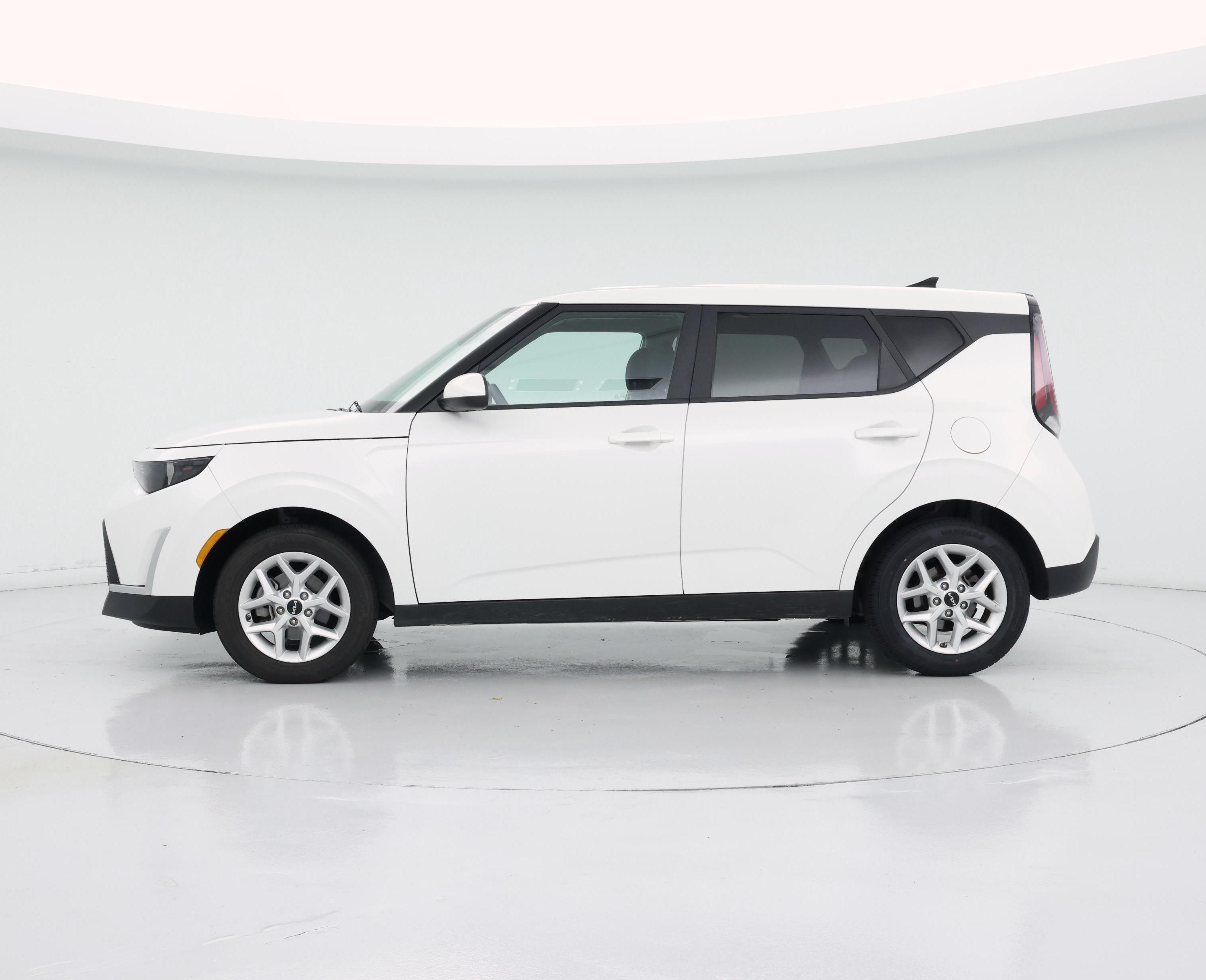 Thumbnail: 2025 Kia Soul - 3