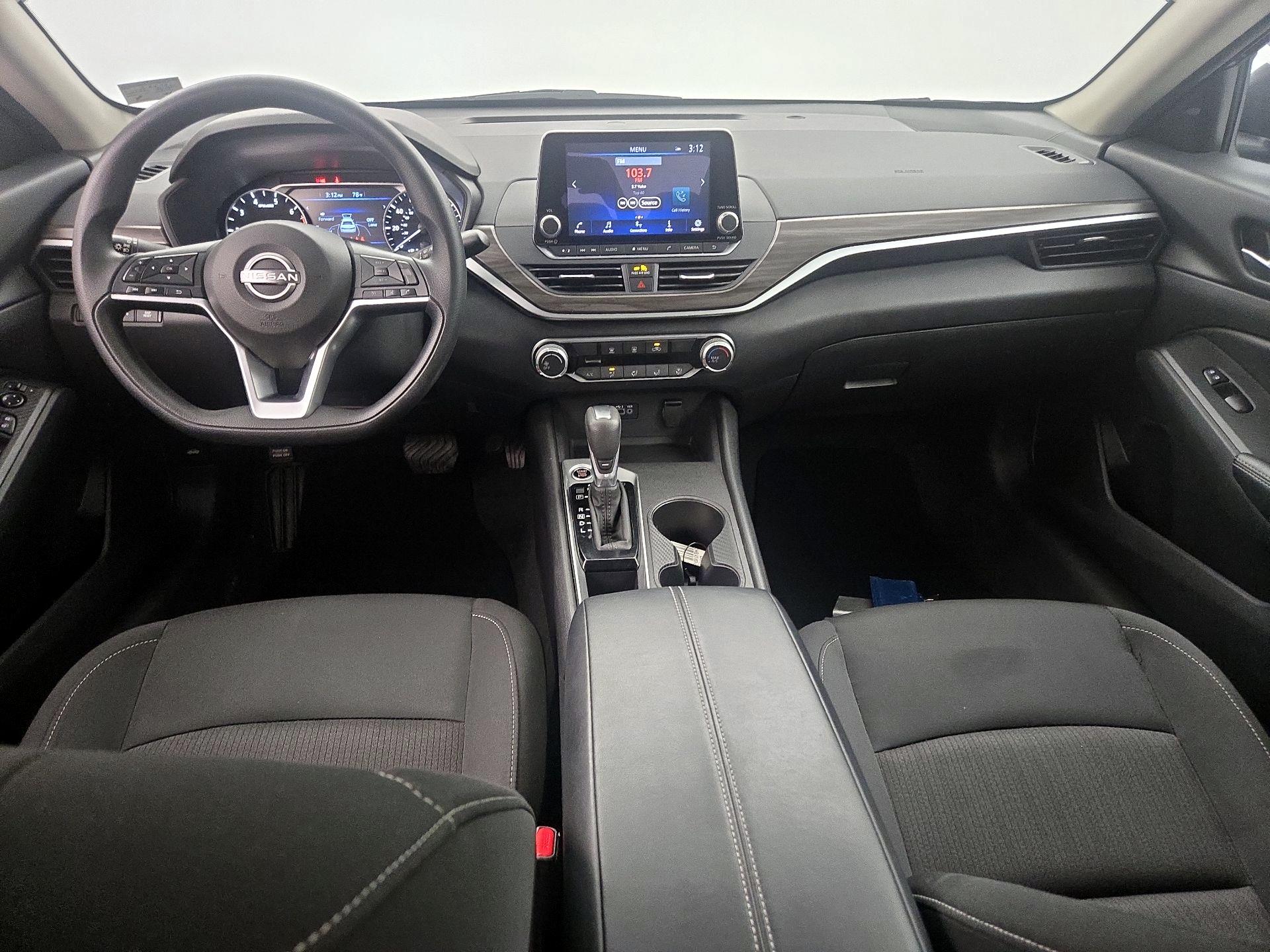 Thumbnail: 2025 Nissan Altima - 9