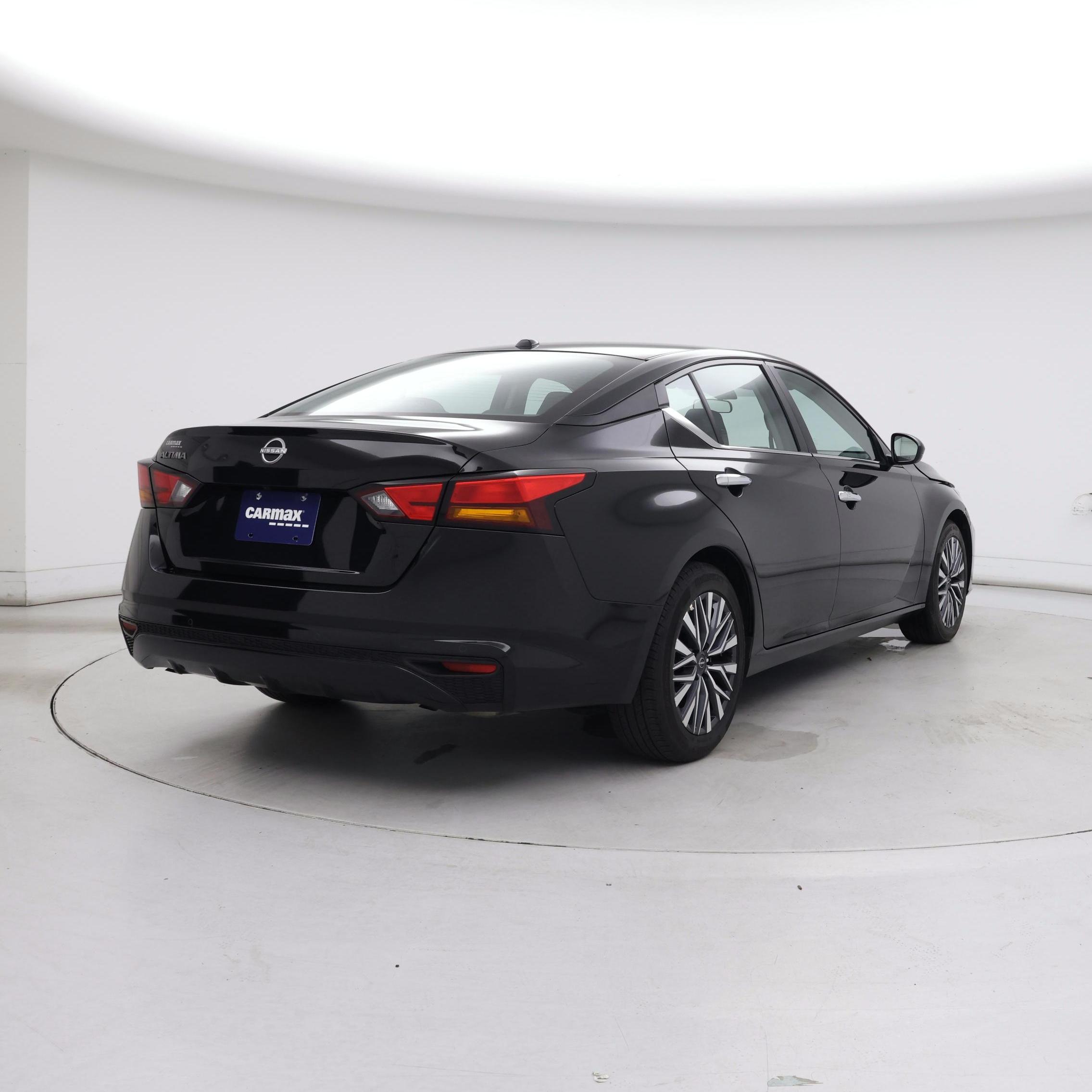 Thumbnail: 2025 Nissan Altima - 8