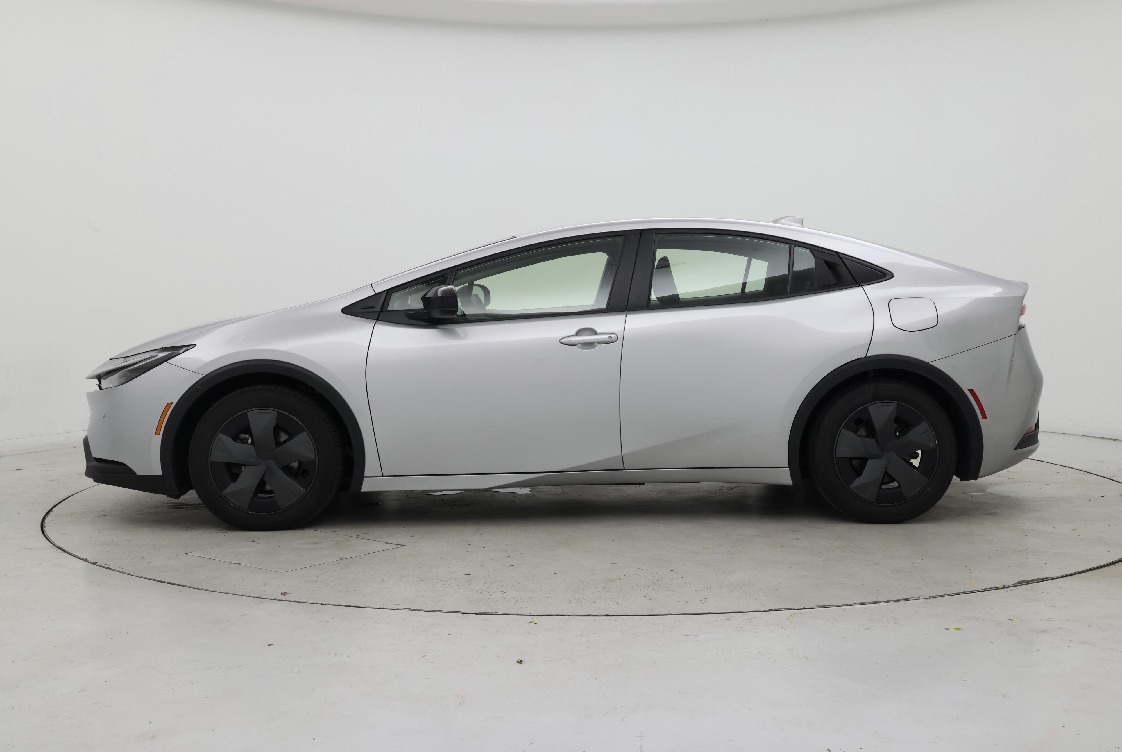 Thumbnail: 2025 Toyota Prius - 3