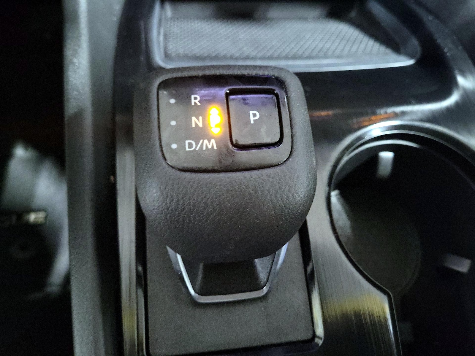 2025 Nissan Rogue SV - Photo 18