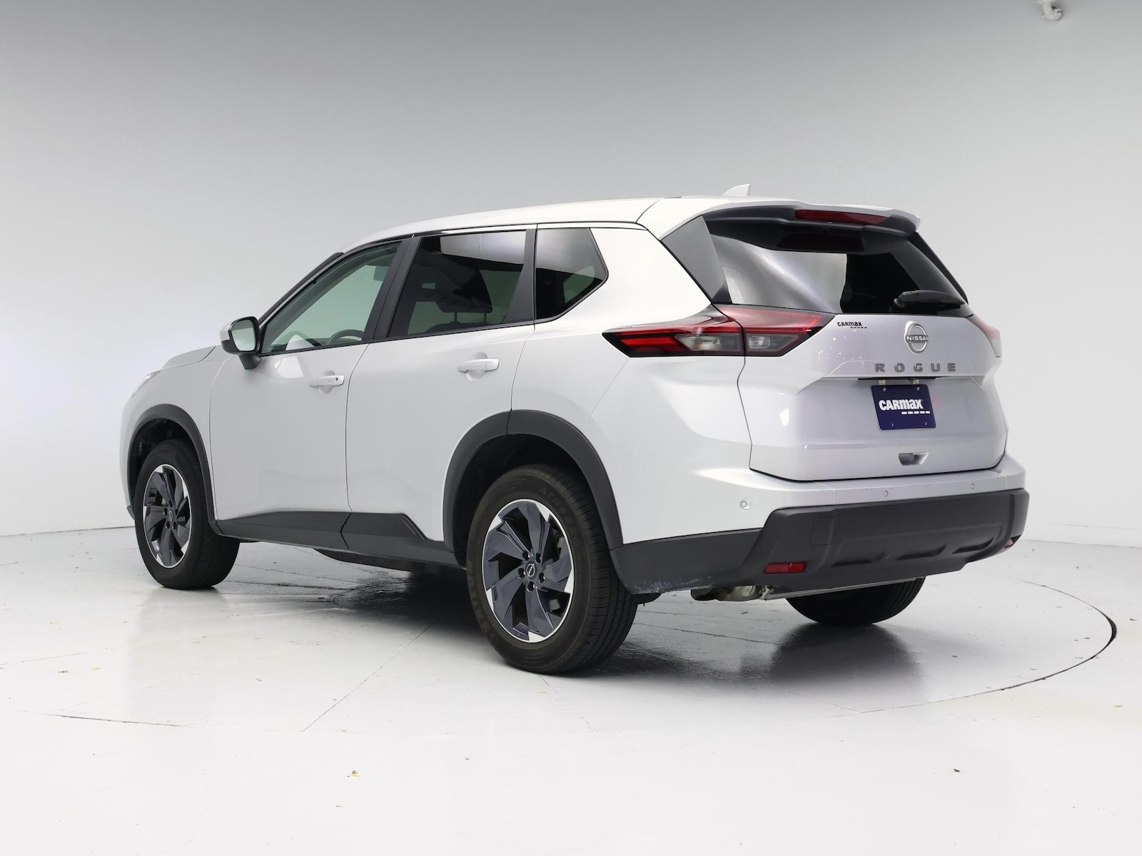 2025 Nissan Rogue SV - Photo 3