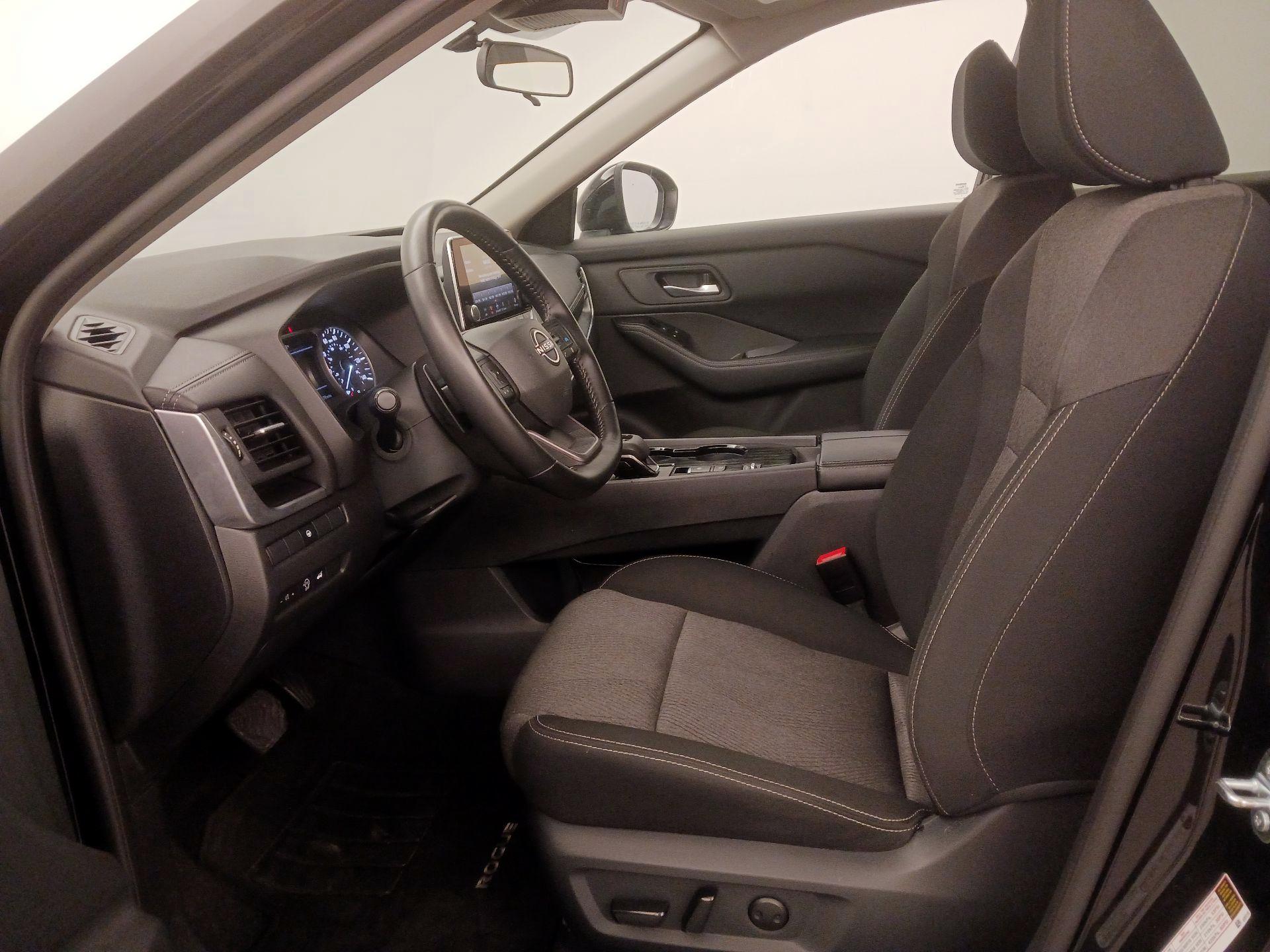 Thumbnail: 2025 Nissan Rogue - 11