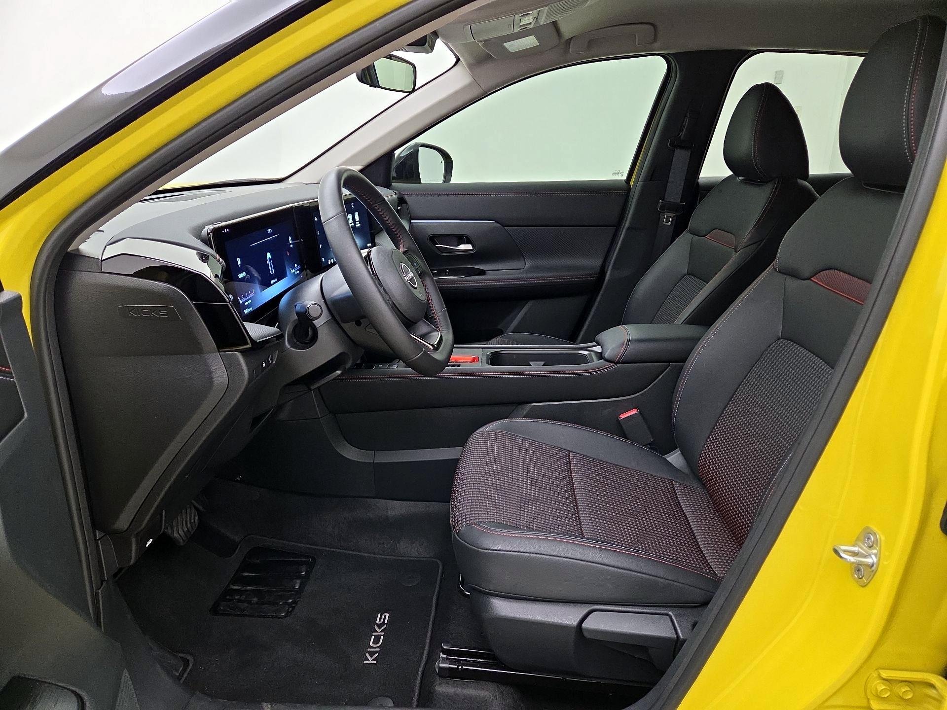 Thumbnail: 2026 Nissan Kicks - 11
