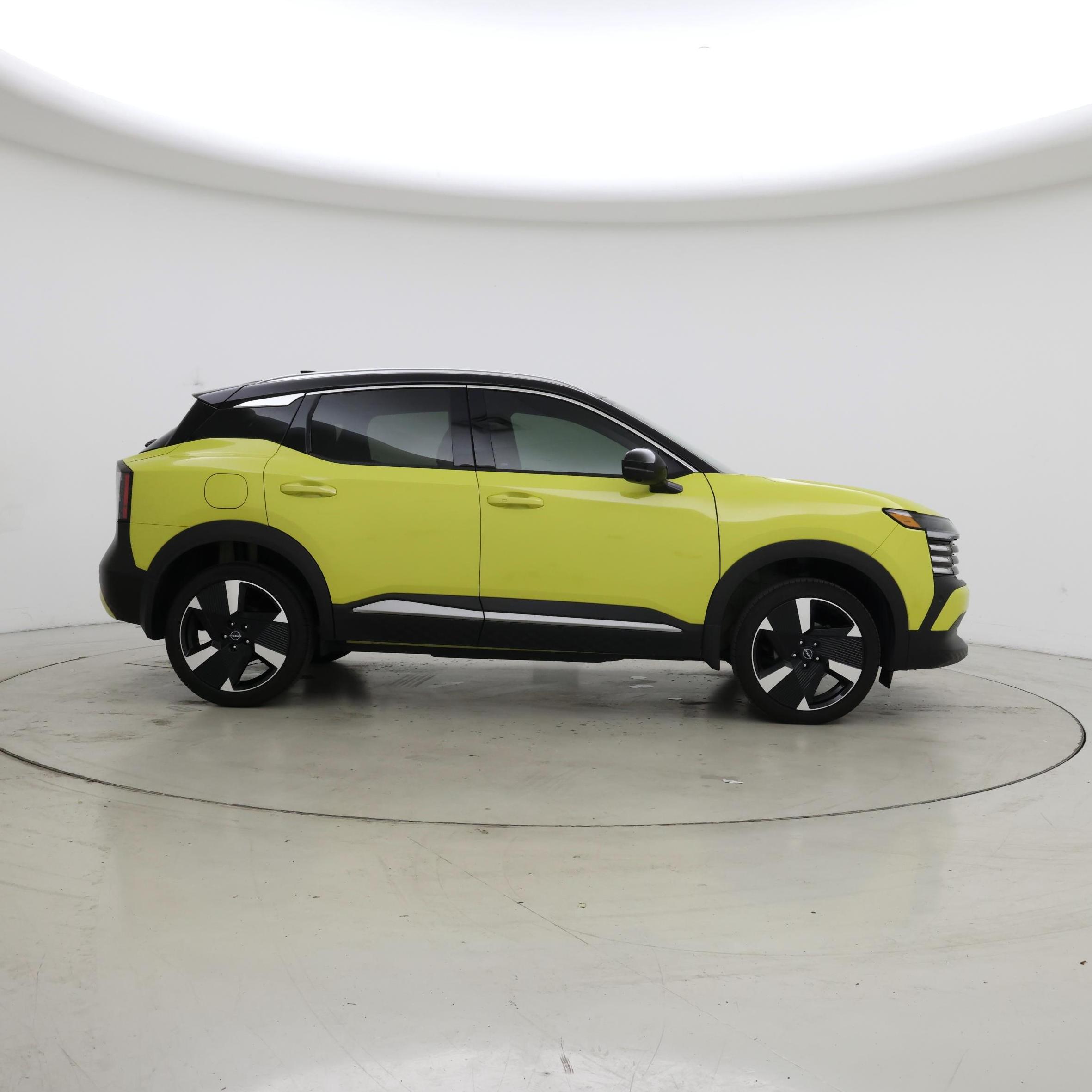Thumbnail: 2026 Nissan Kicks - 7