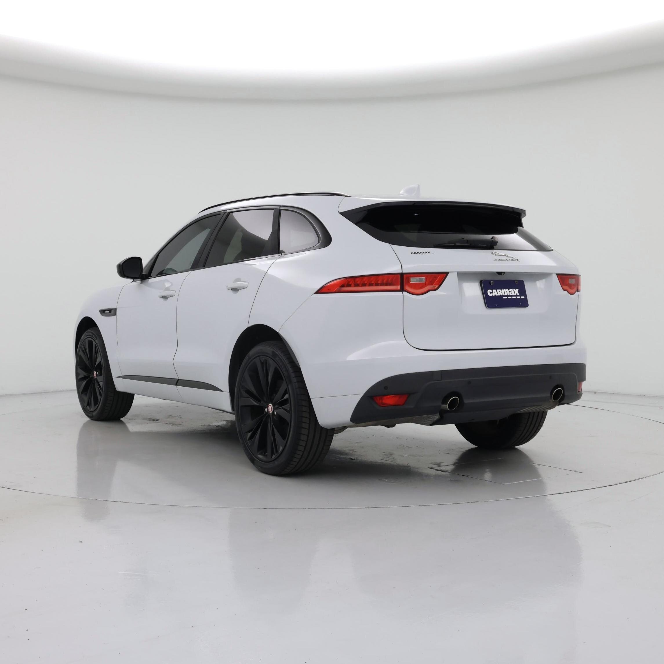 Thumbnail: 2018 Jaguar F-Pace - 2