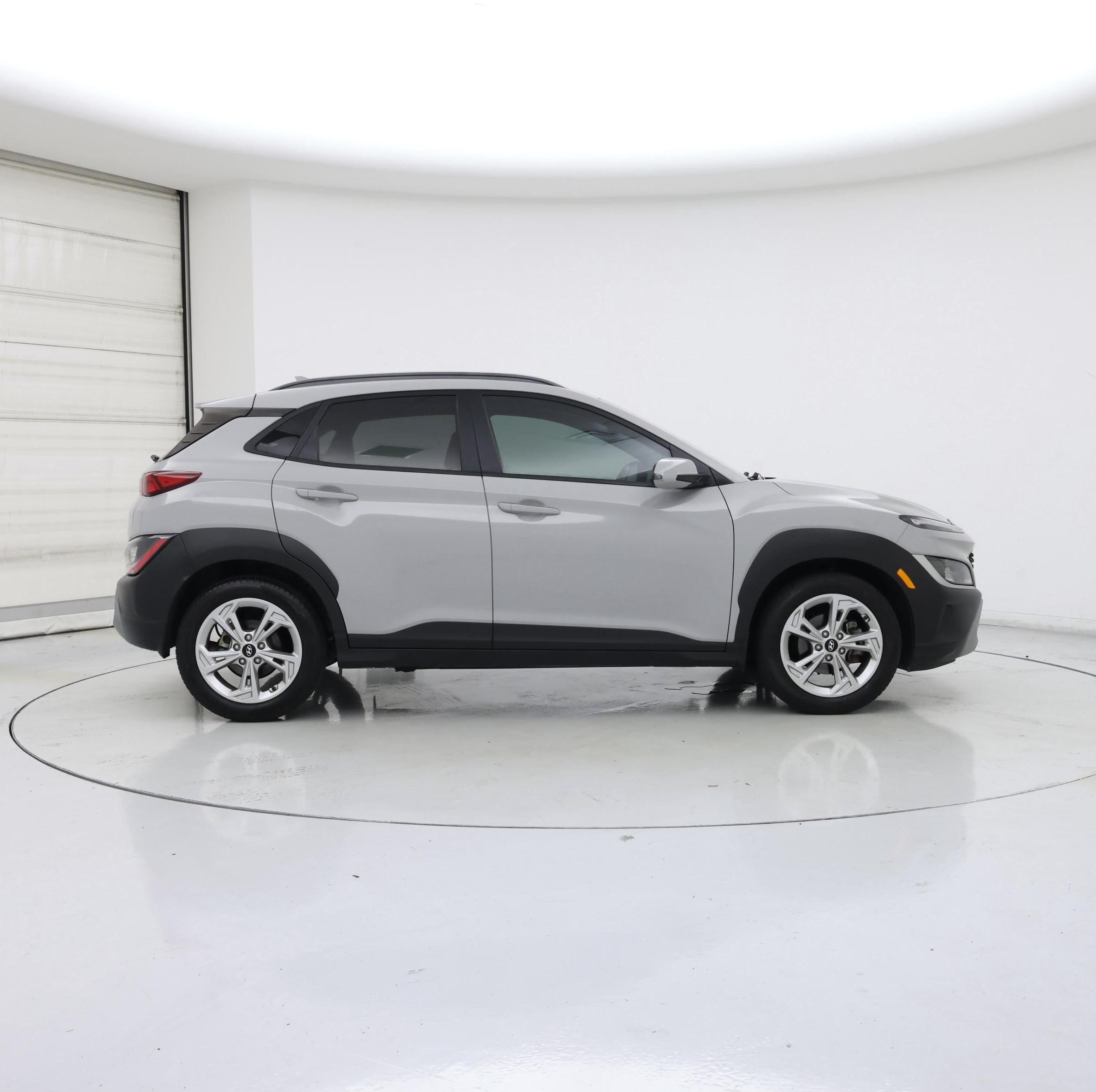 Thumbnail: 2022 Hyundai Kona - 7