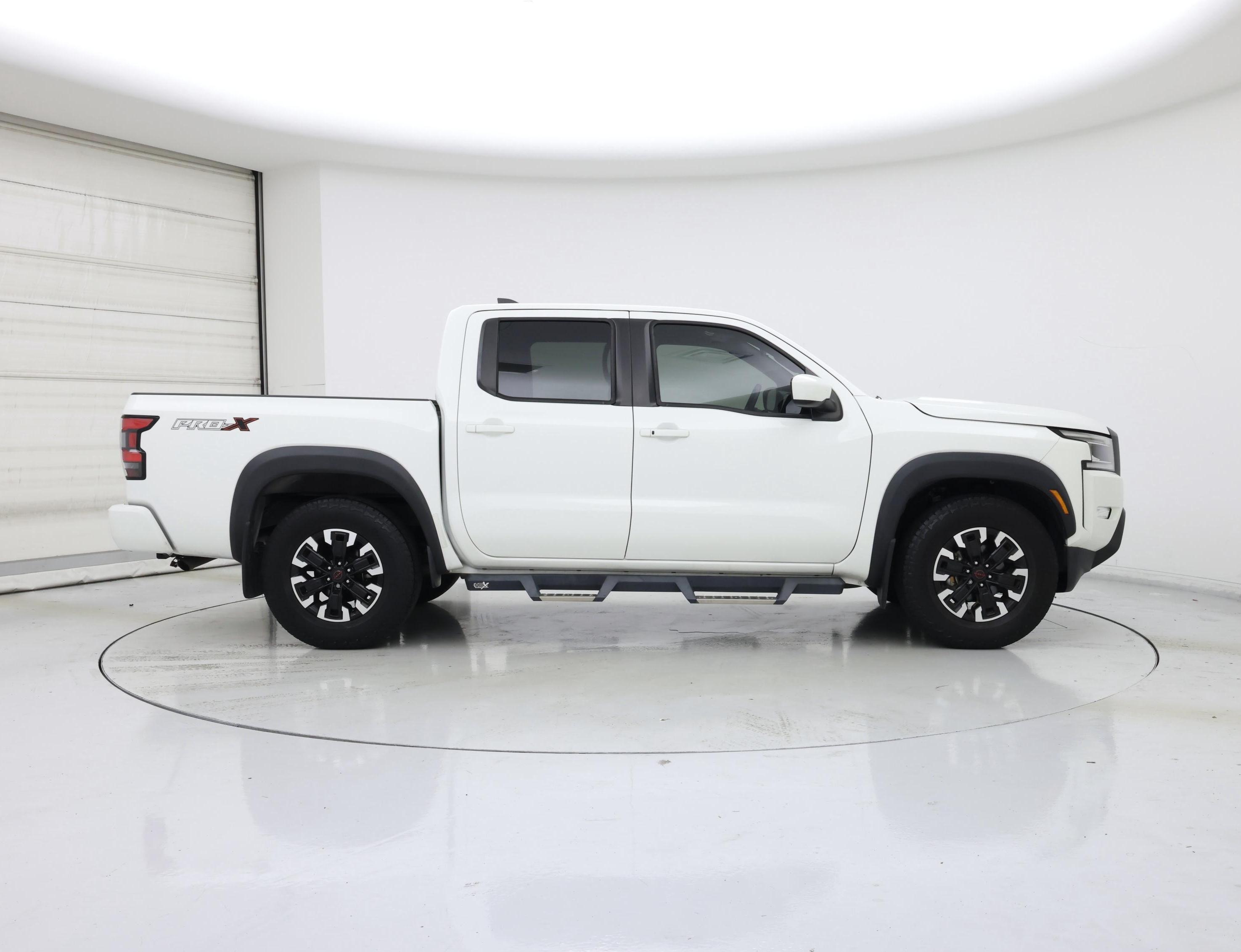 Thumbnail: 2022 Nissan Frontier - 7
