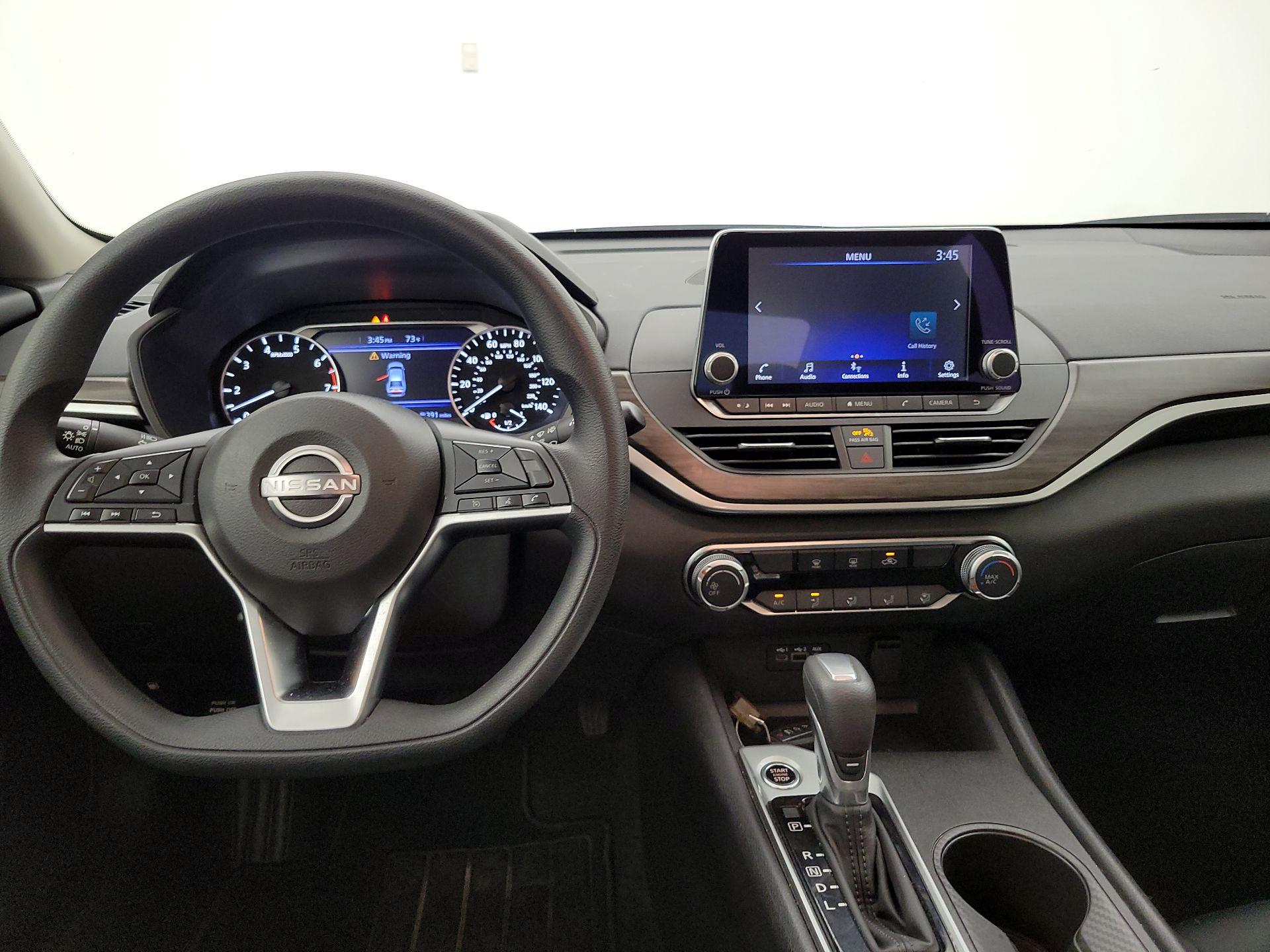 Thumbnail: 2025 Nissan Altima - 9