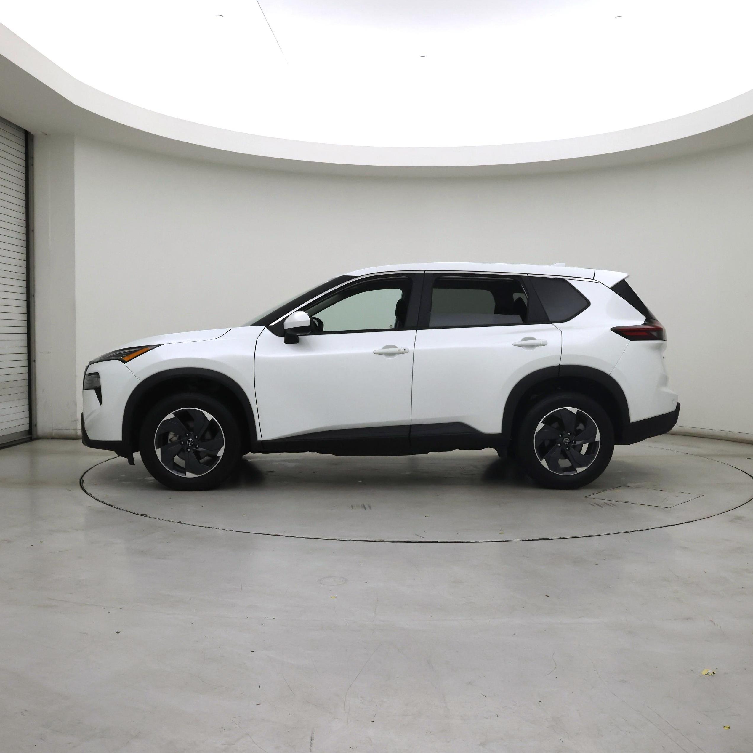 Thumbnail: 2025 Nissan Rogue - 3
