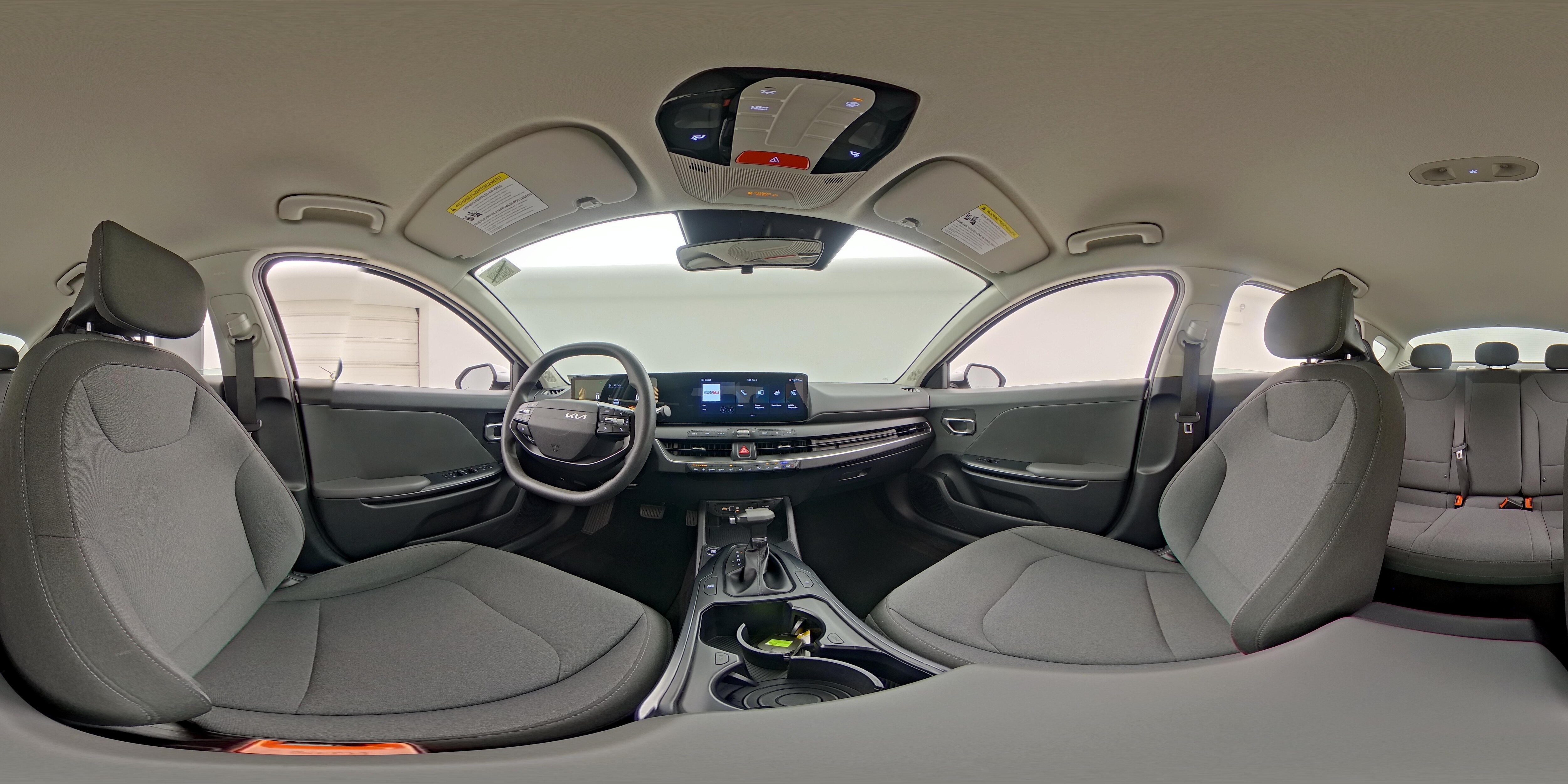 2025 Kia K4 LXS - Photo 24
