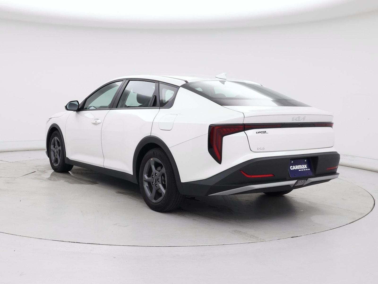 2025 Kia K4 LXS - Photo 3