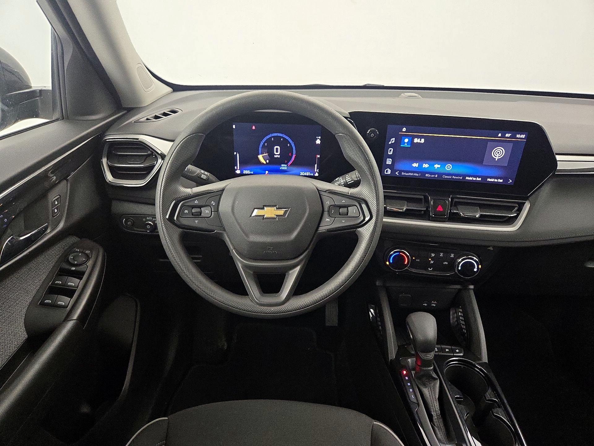Thumbnail: 2025 Chevrolet TrailBlazer - 10