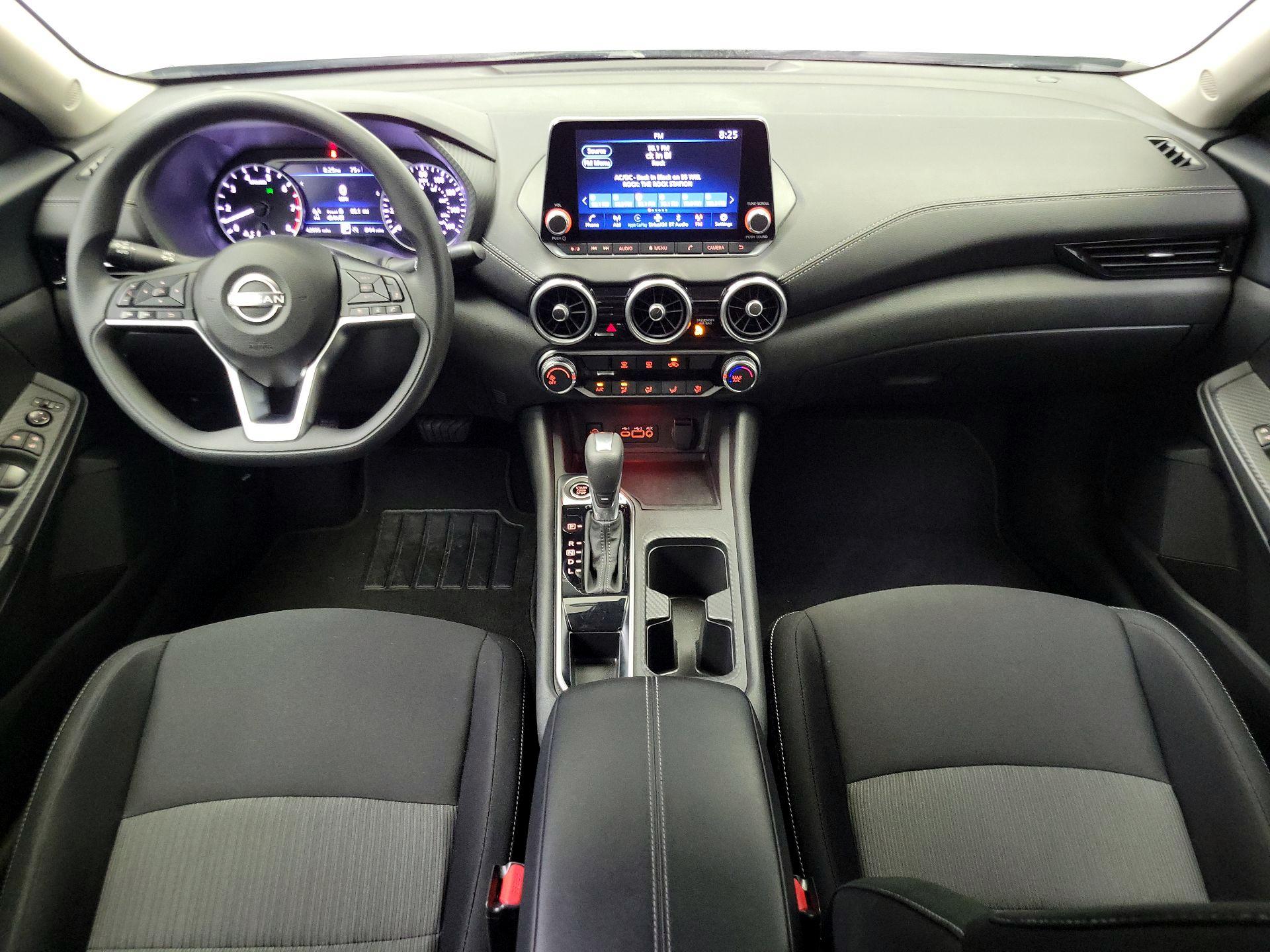 Thumbnail: 2025 Nissan Sentra - 9