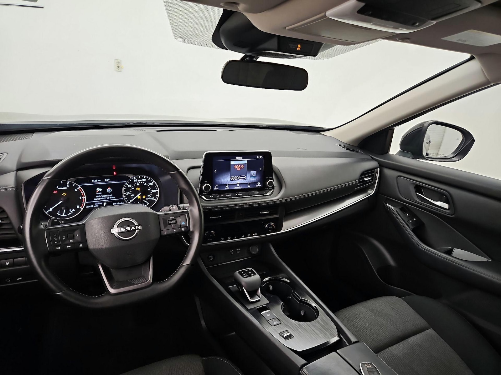 2025 Nissan Rogue SV - Photo 11