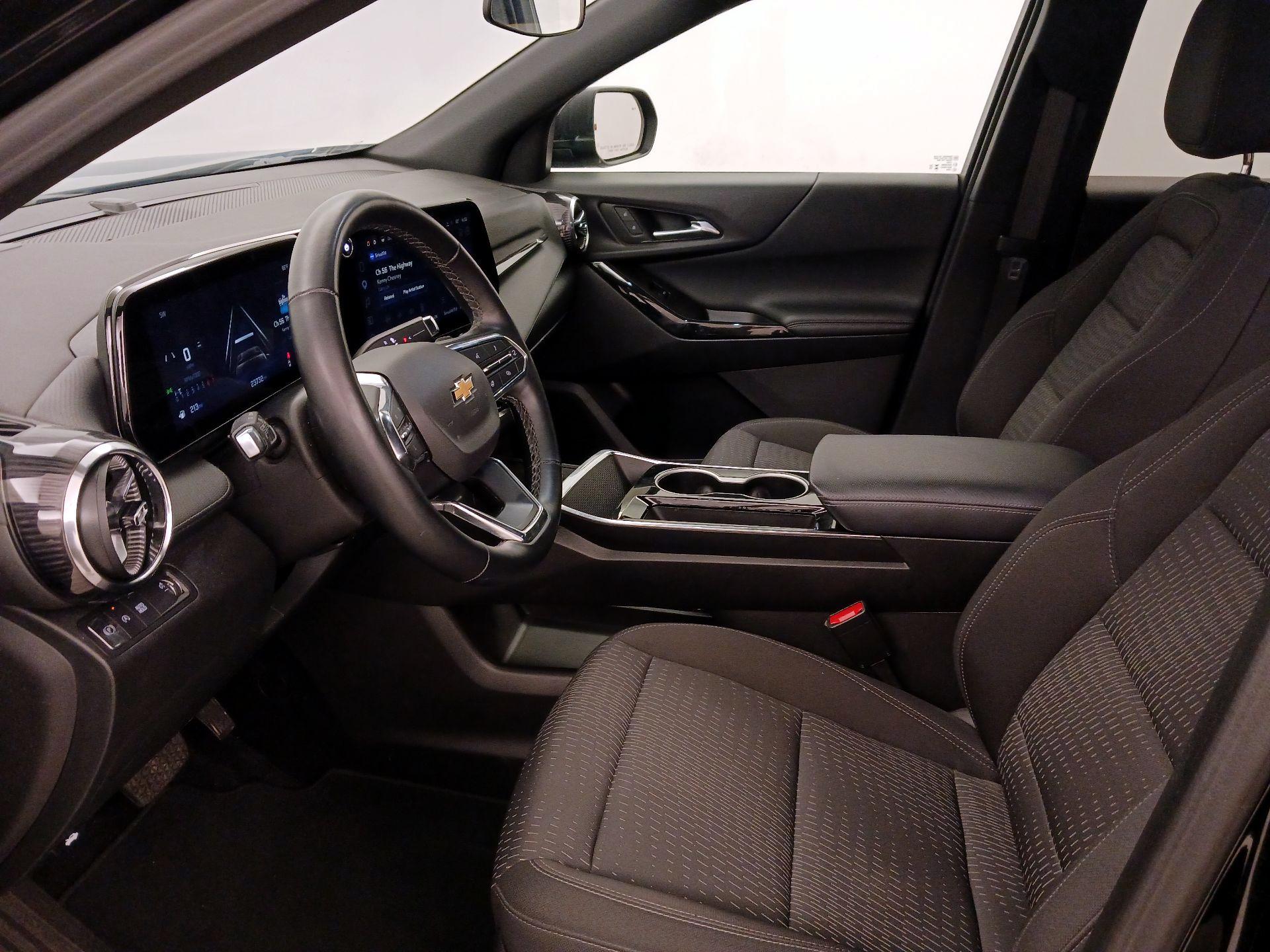 Thumbnail: 2025 Chevrolet Equinox - 11