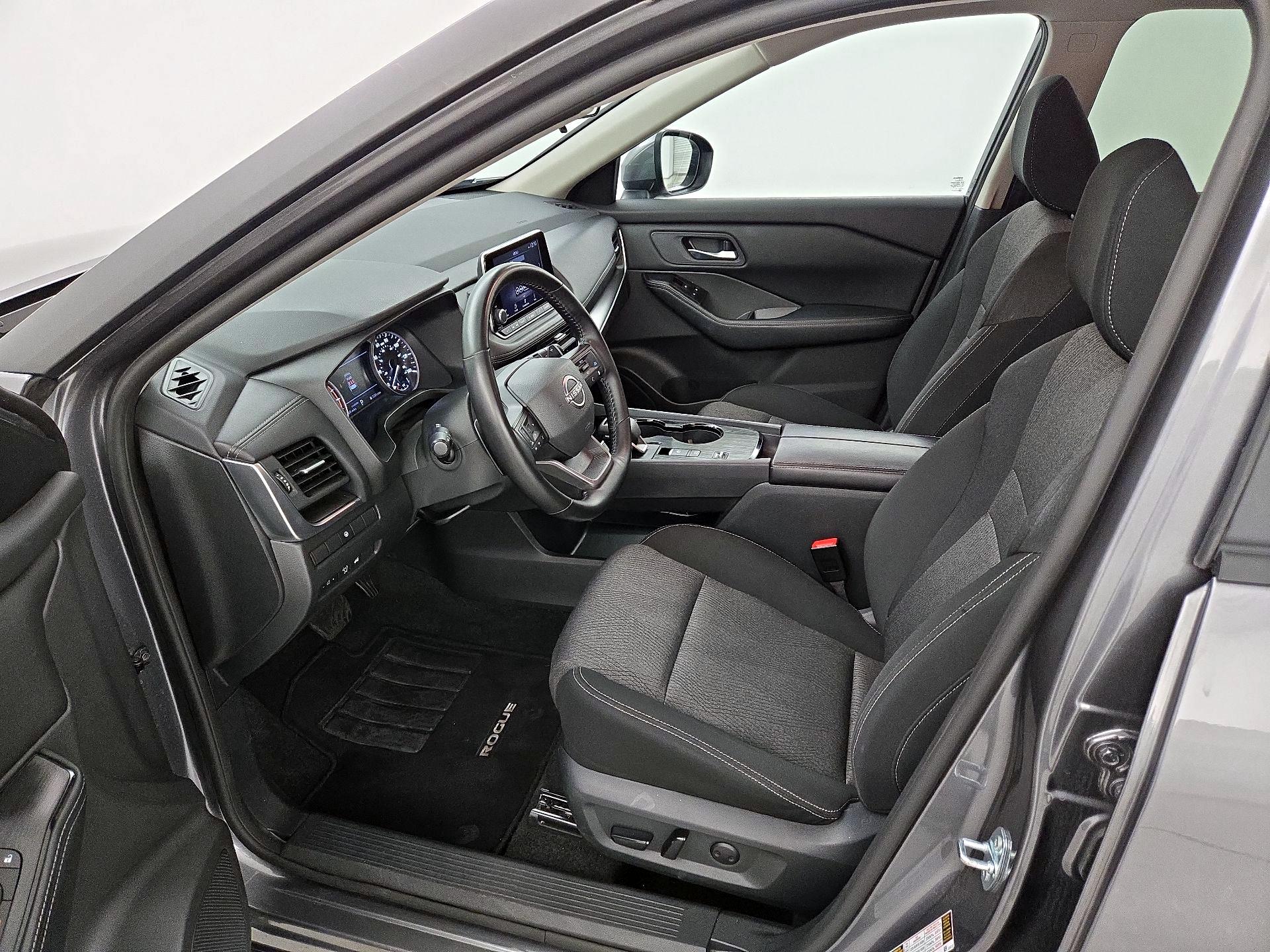 Thumbnail: 2025 Nissan Rogue - 11