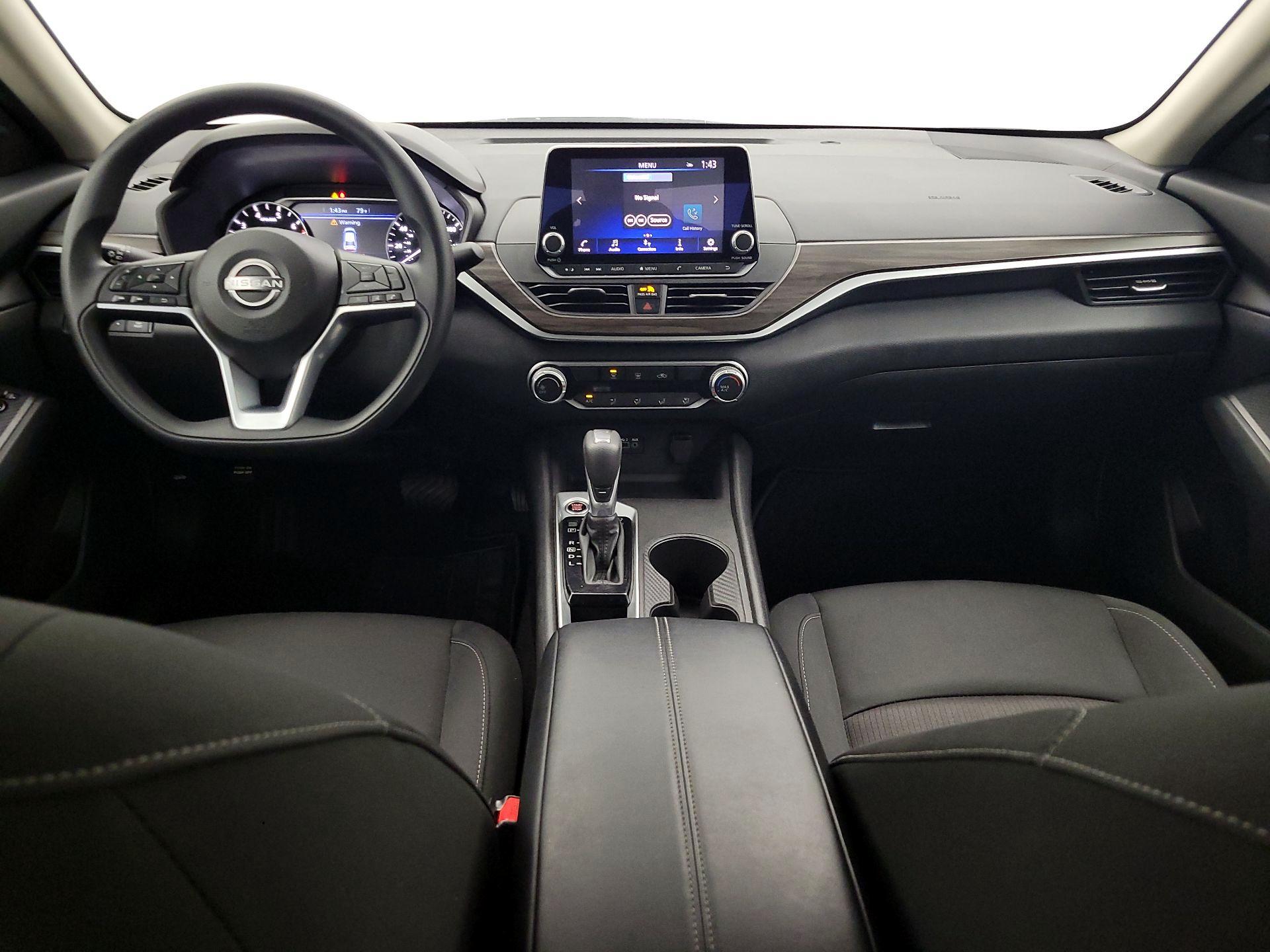 Thumbnail: 2025 Nissan Altima - 9