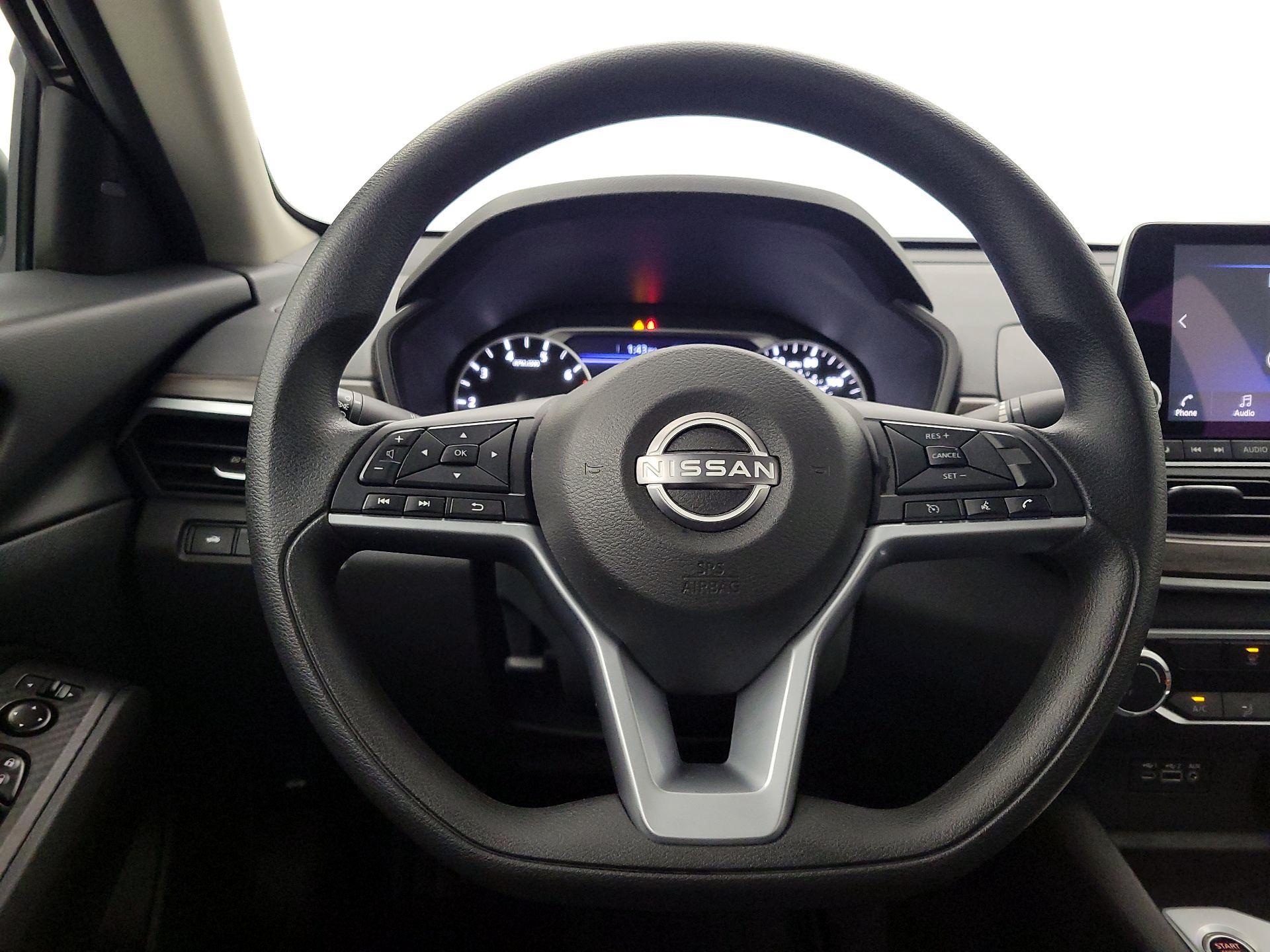 Thumbnail: 2025 Nissan Altima - 10