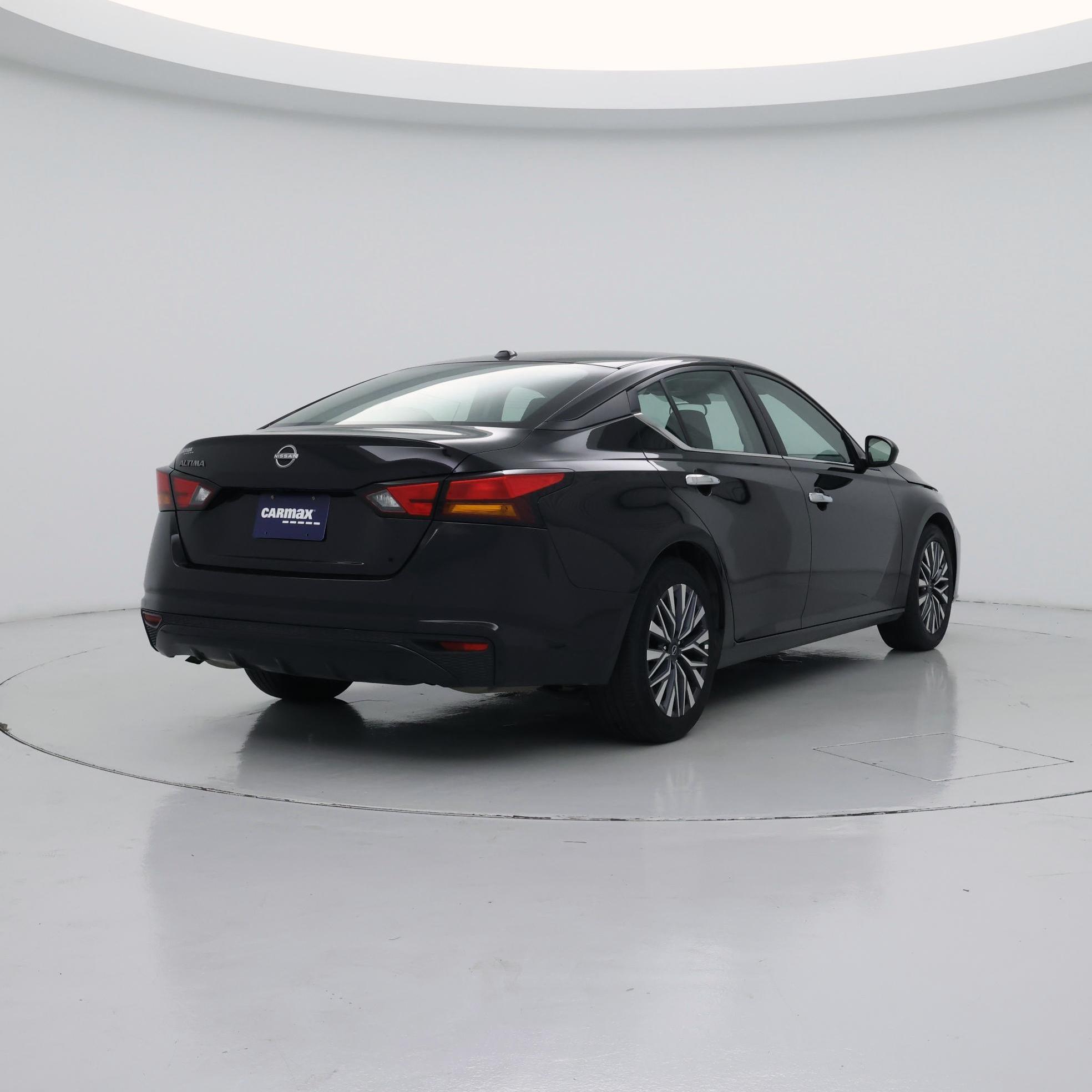 Thumbnail: 2025 Nissan Altima - 8