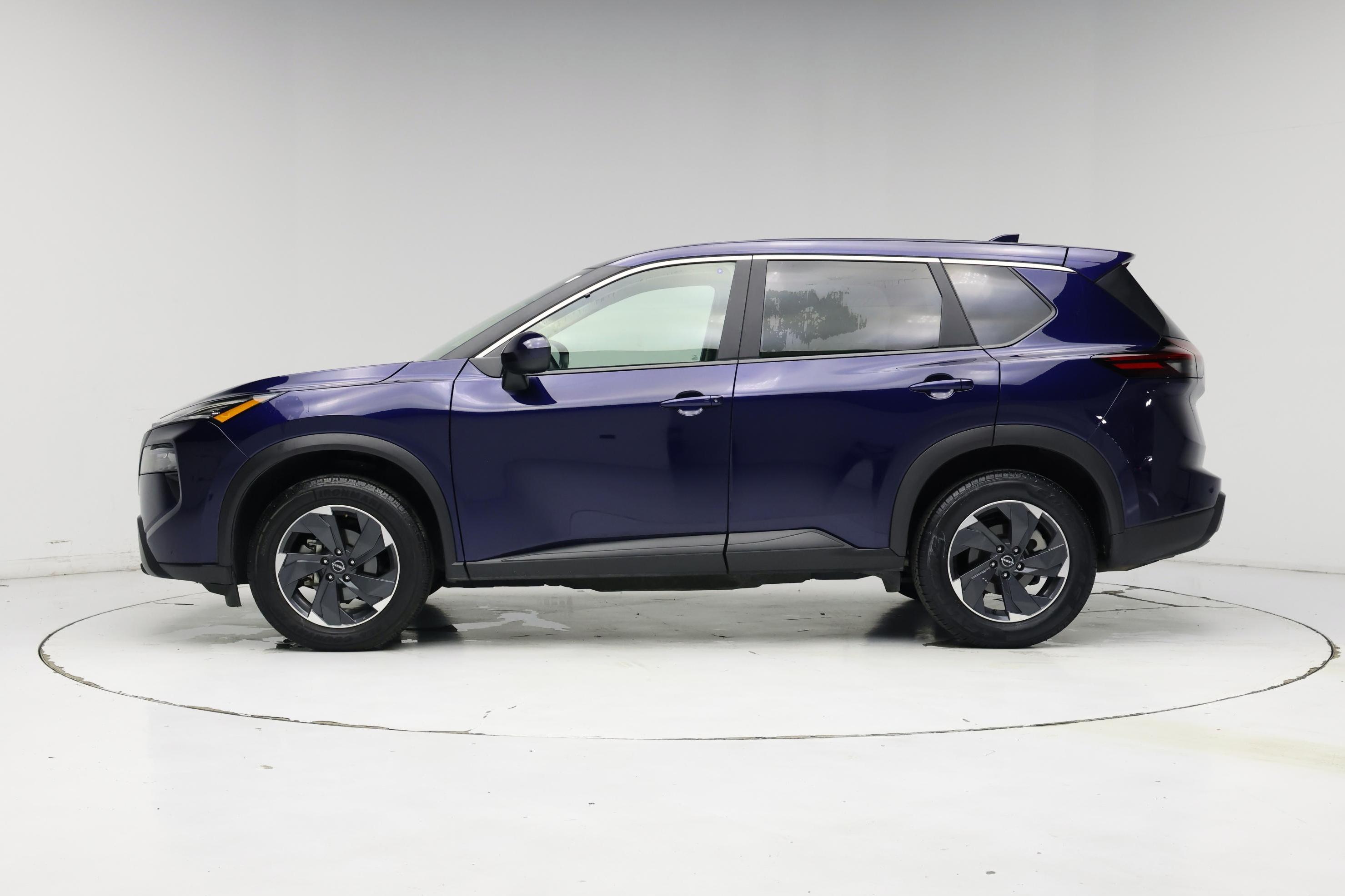 Thumbnail: 2025 Nissan Rogue - 3