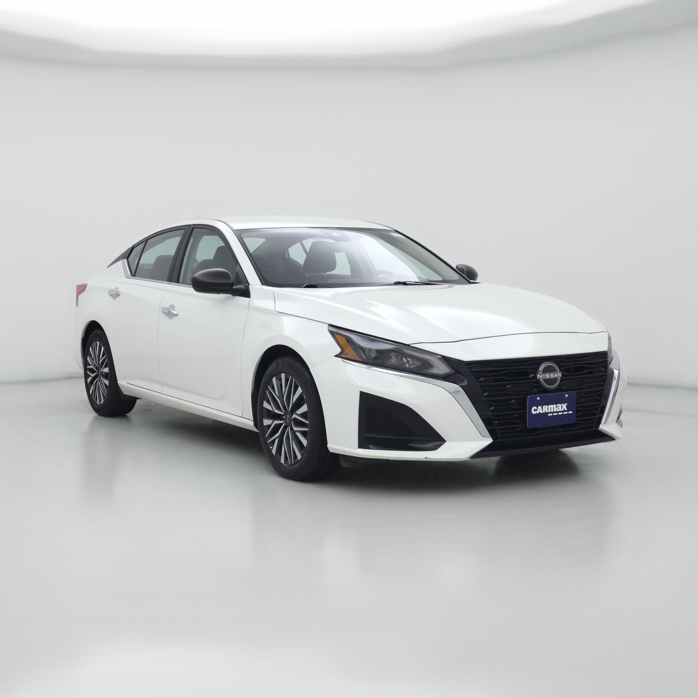 Thumbnail: 2025 Nissan Altima - 1