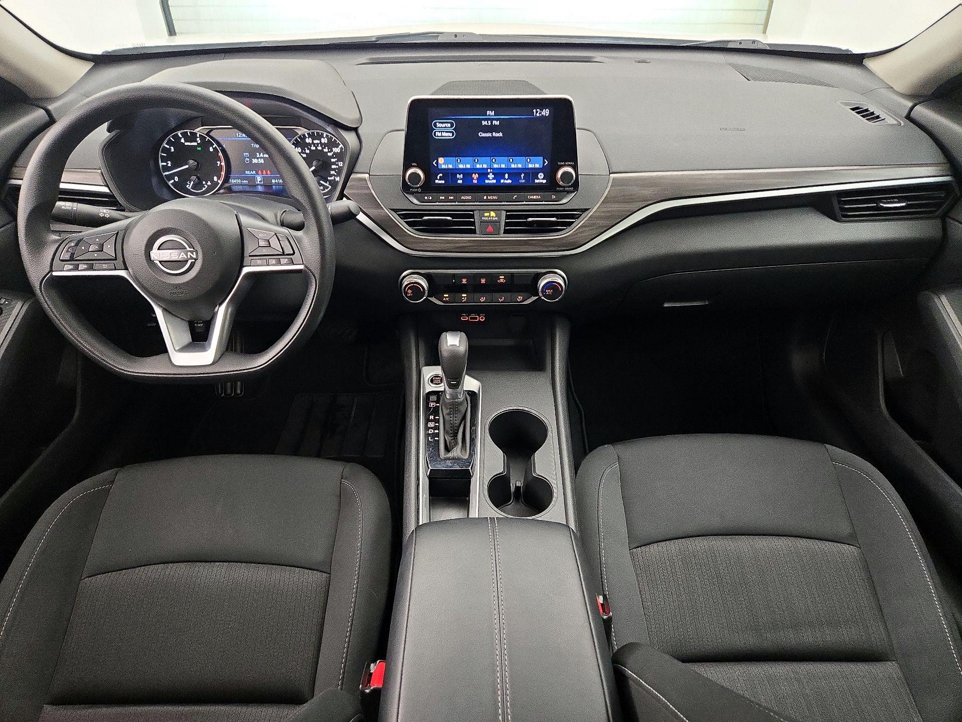 Thumbnail: 2025 Nissan Altima - 9