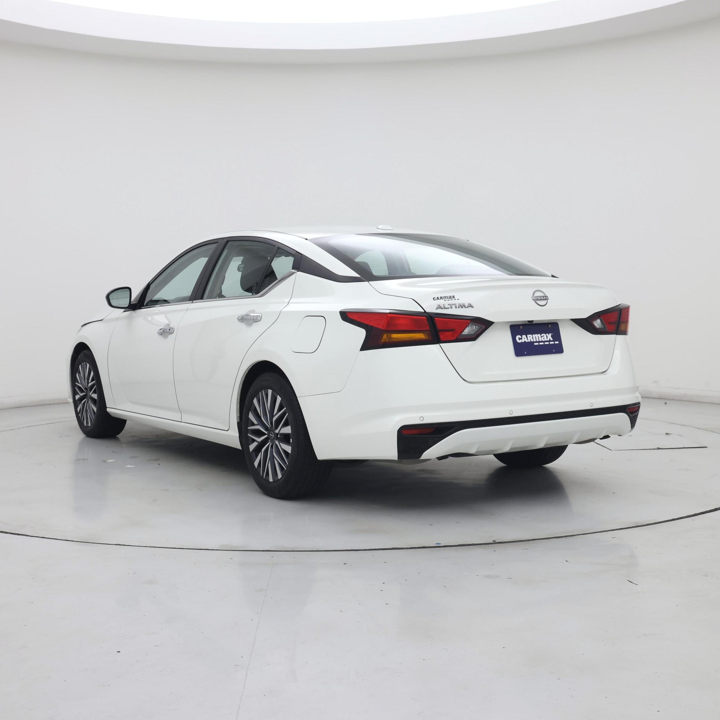 Thumbnail: 2025 Nissan Altima - 2