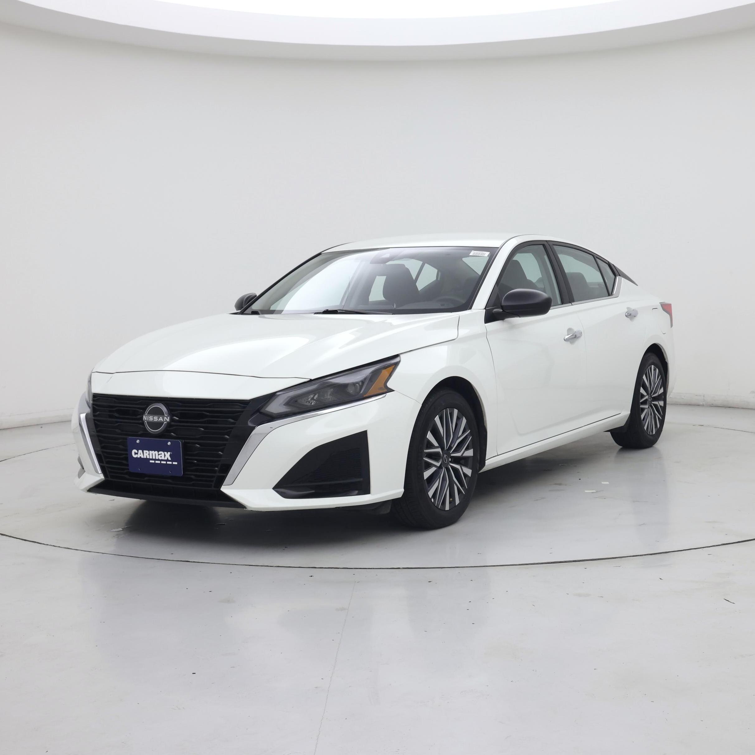 Thumbnail: 2025 Nissan Altima - 4