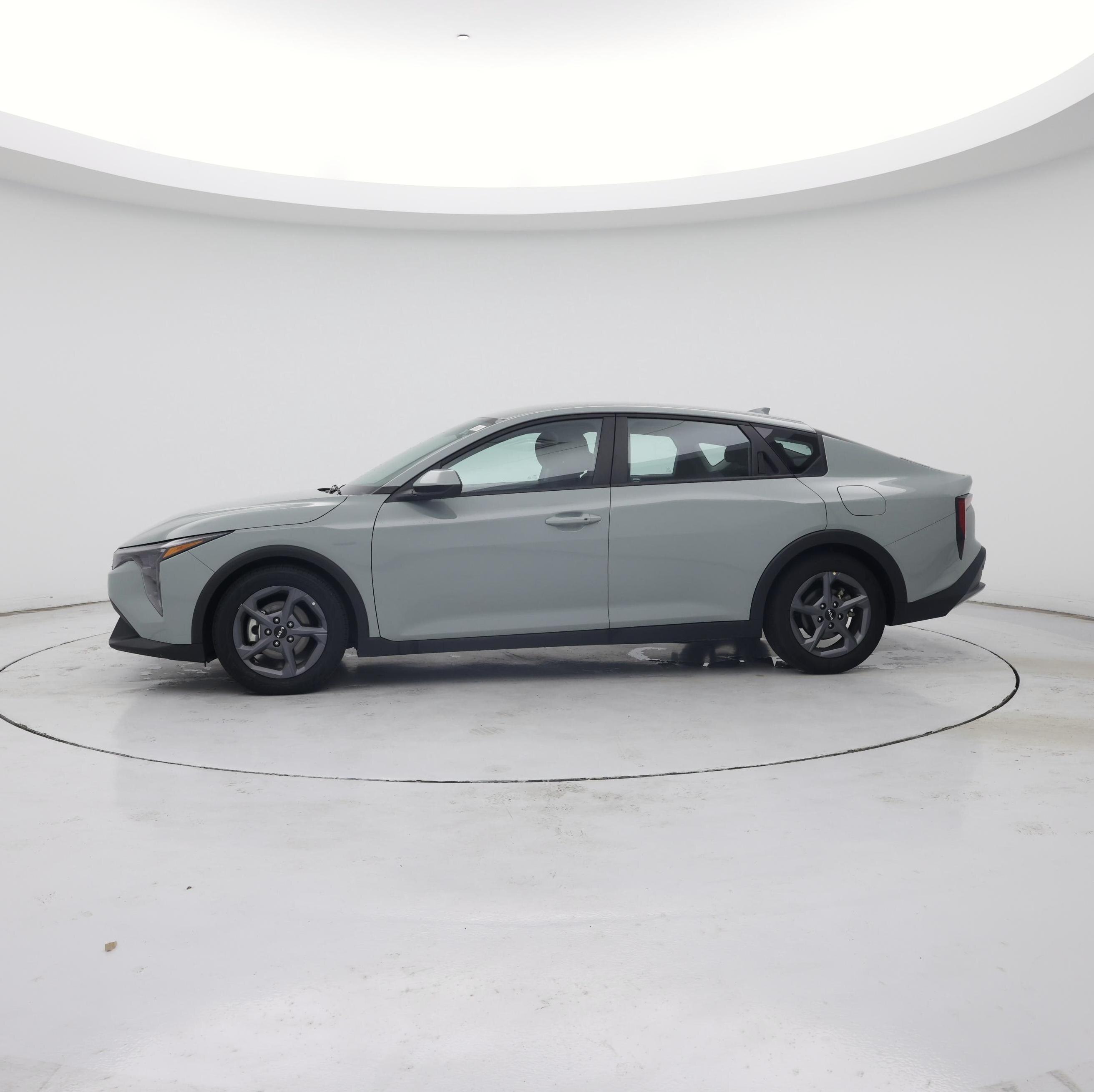 Thumbnail: 2025 Kia K4 - 3